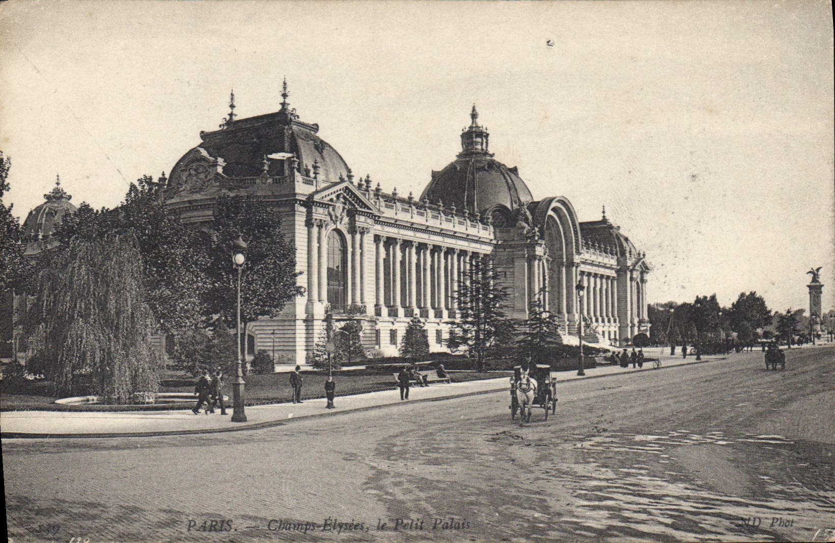 CPA Paris Champs Elysees le Petit Palais