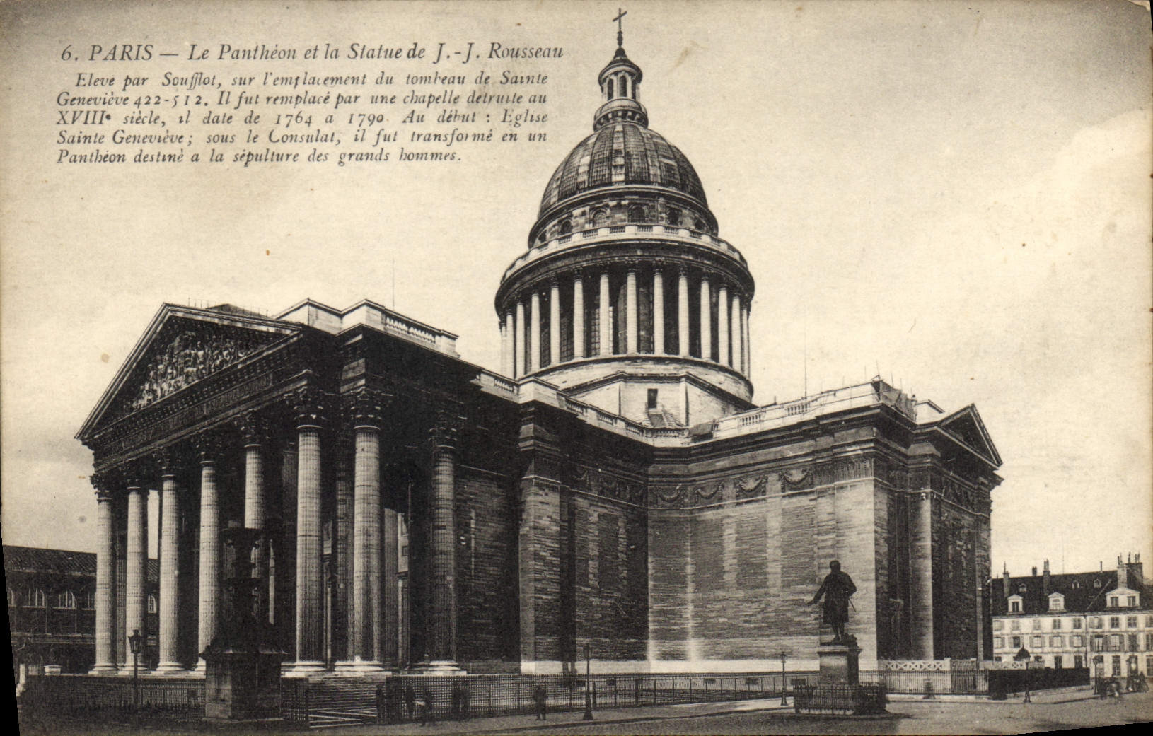 CPA Paris le Pantheon et la Statue de JJ Rousseau
