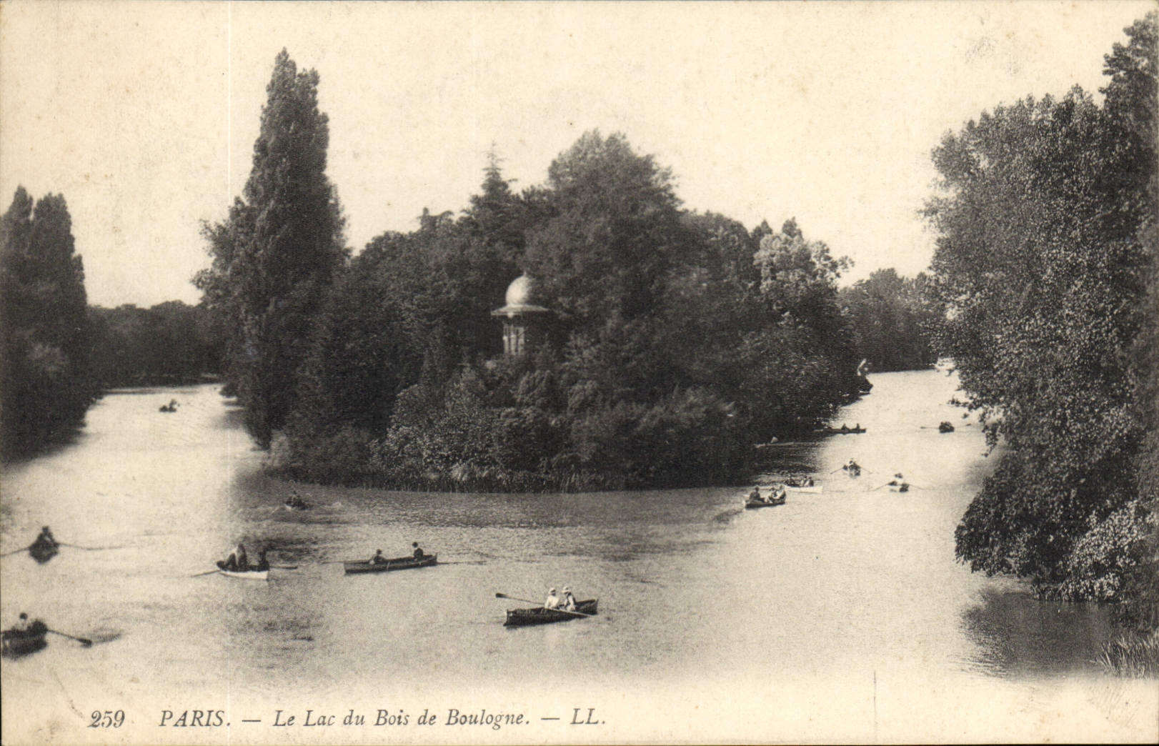 CPA Paris le Lac du Bois de Boulogne 