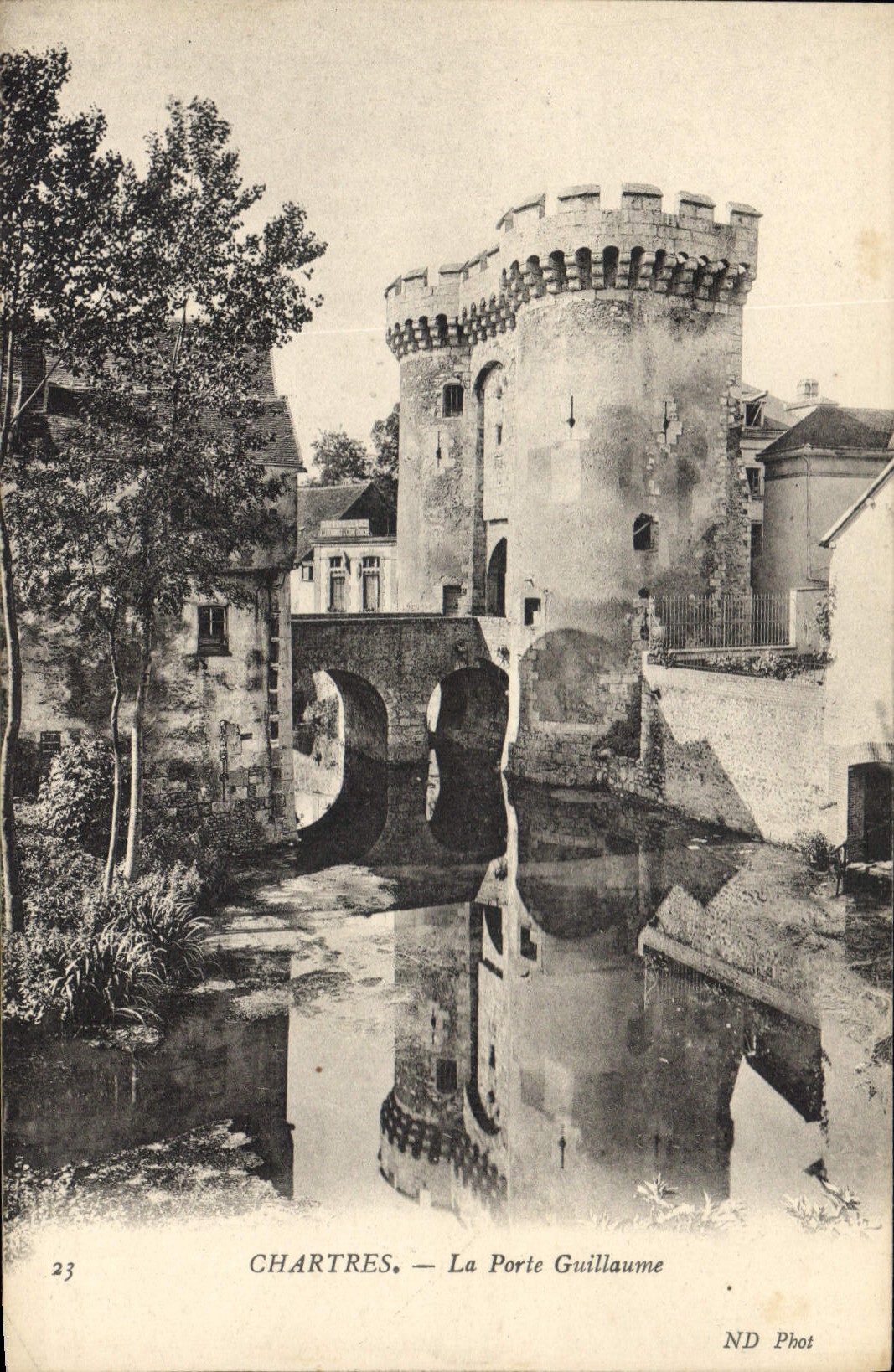 CPA Chartres la Porte Guillaume 