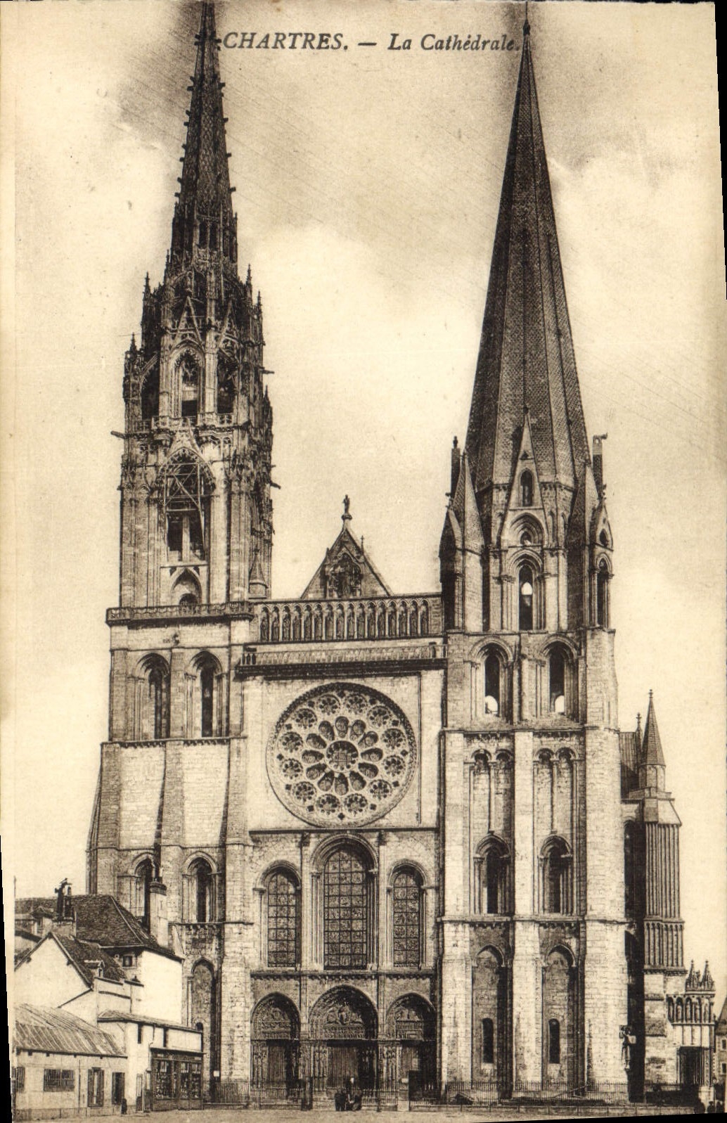CPA Chartres la Cathedrale 