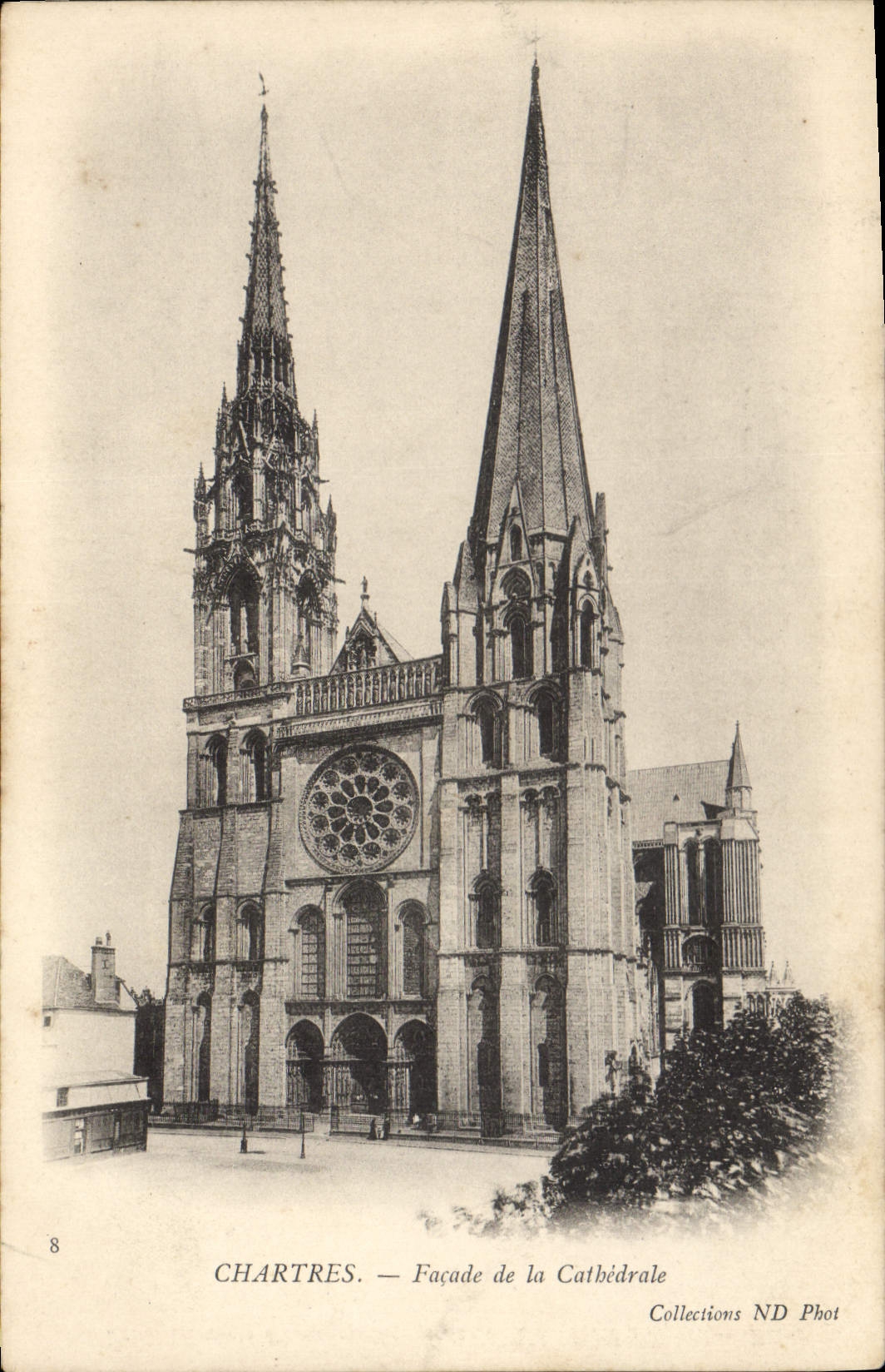 CPA Chartres Facade de la Cathedrale 