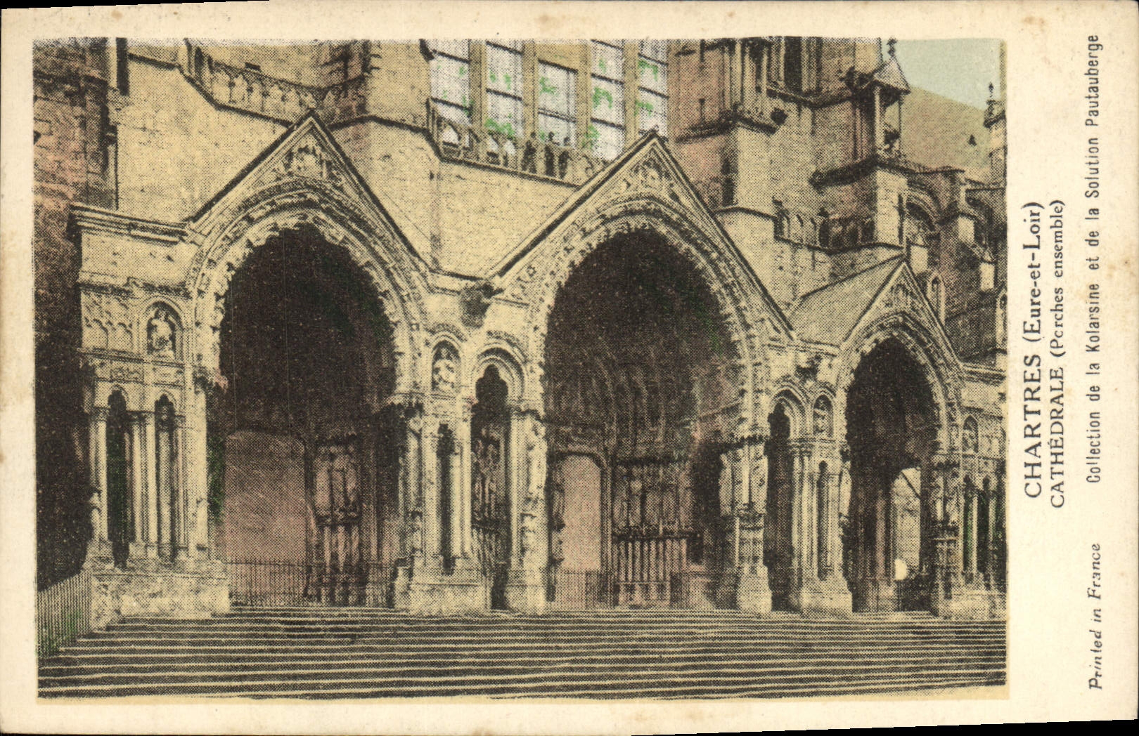 CPA Chartres Eure et Loir Cathedrale Porches ensemble