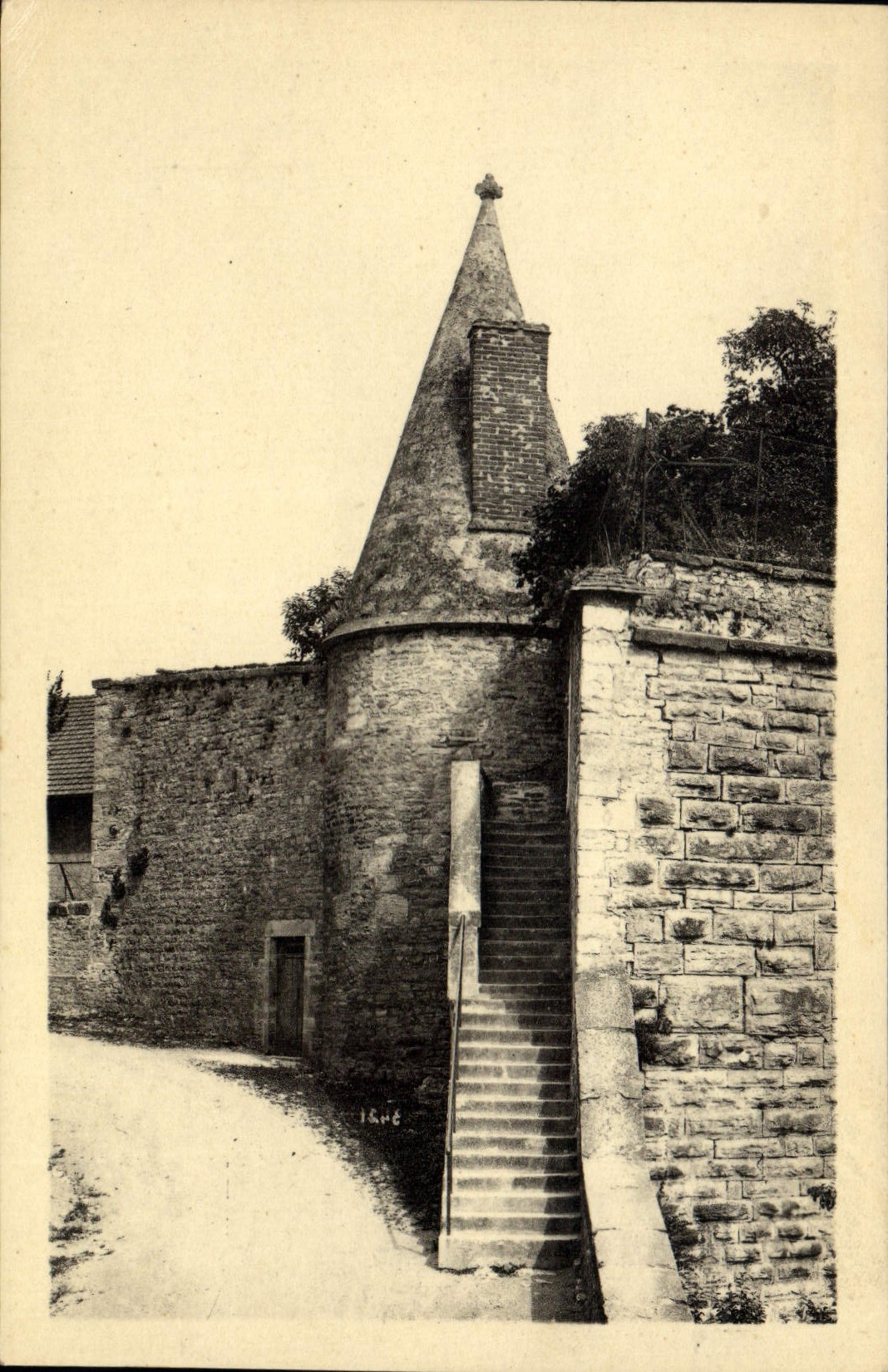 CPA Beaune Cote d'Or Ancien Remparts Madeleine