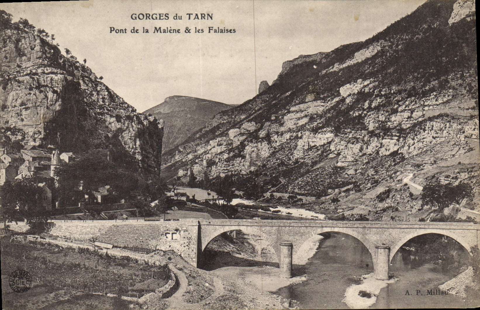 CPA Gorges du Tarn Pont de la Malene et les Falaises