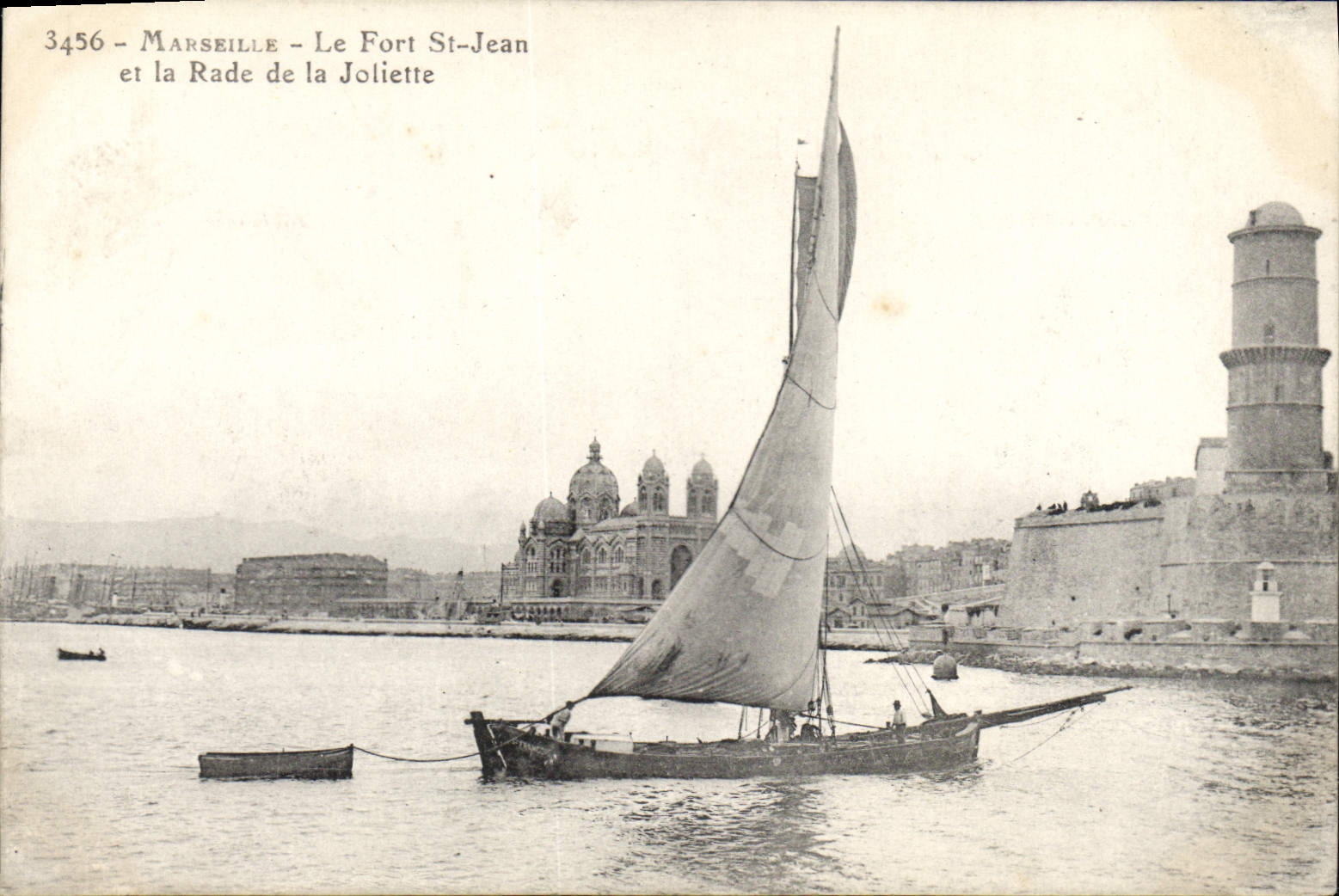 CPA Marseille Le Fort St Jean et la Rade de la Joliette