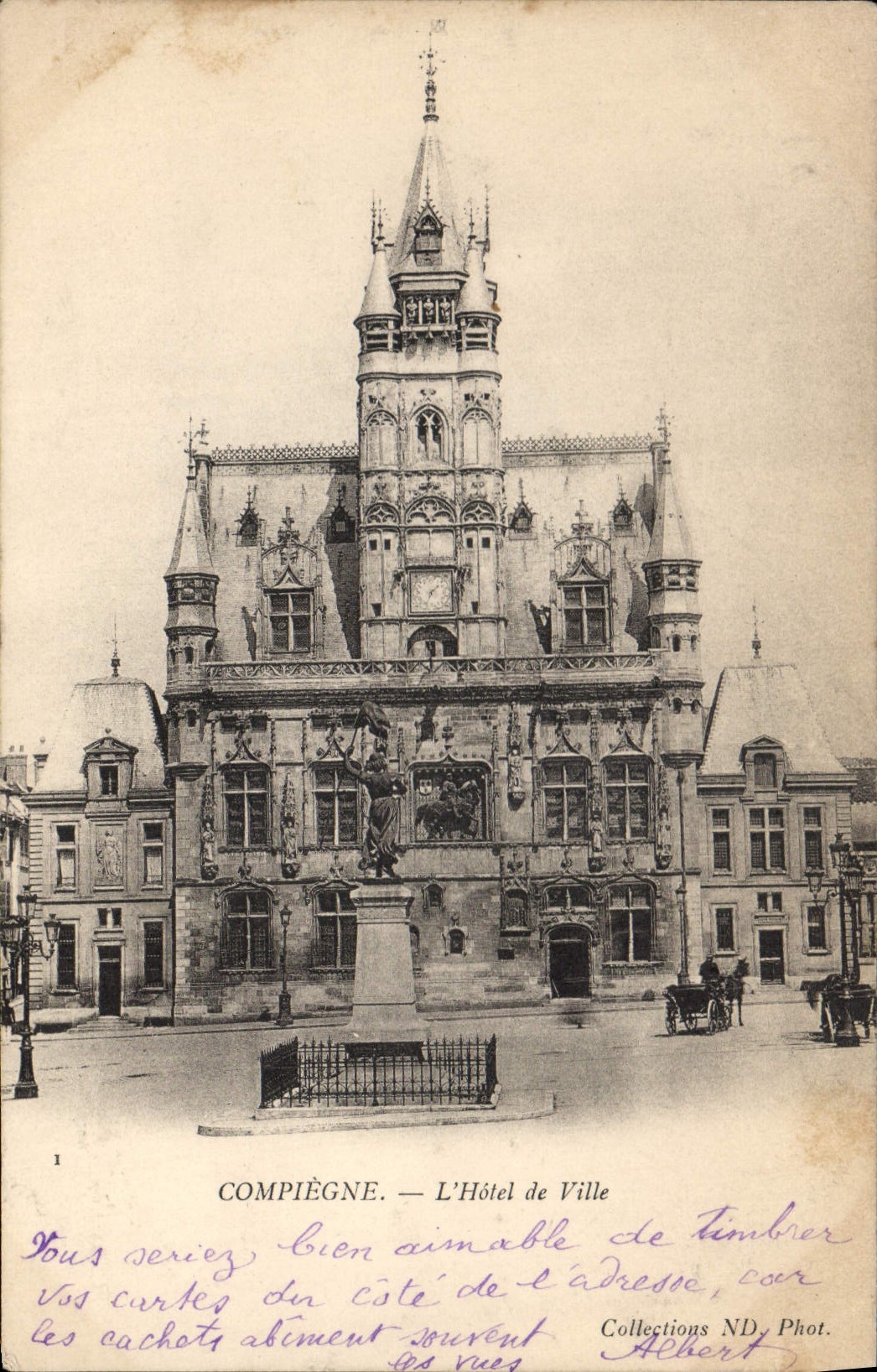 CPA Compiegne L'Hotel de Ville 