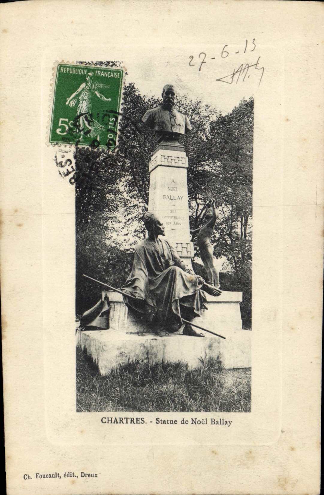 CPA Chartres Statue de Noel Ballay 