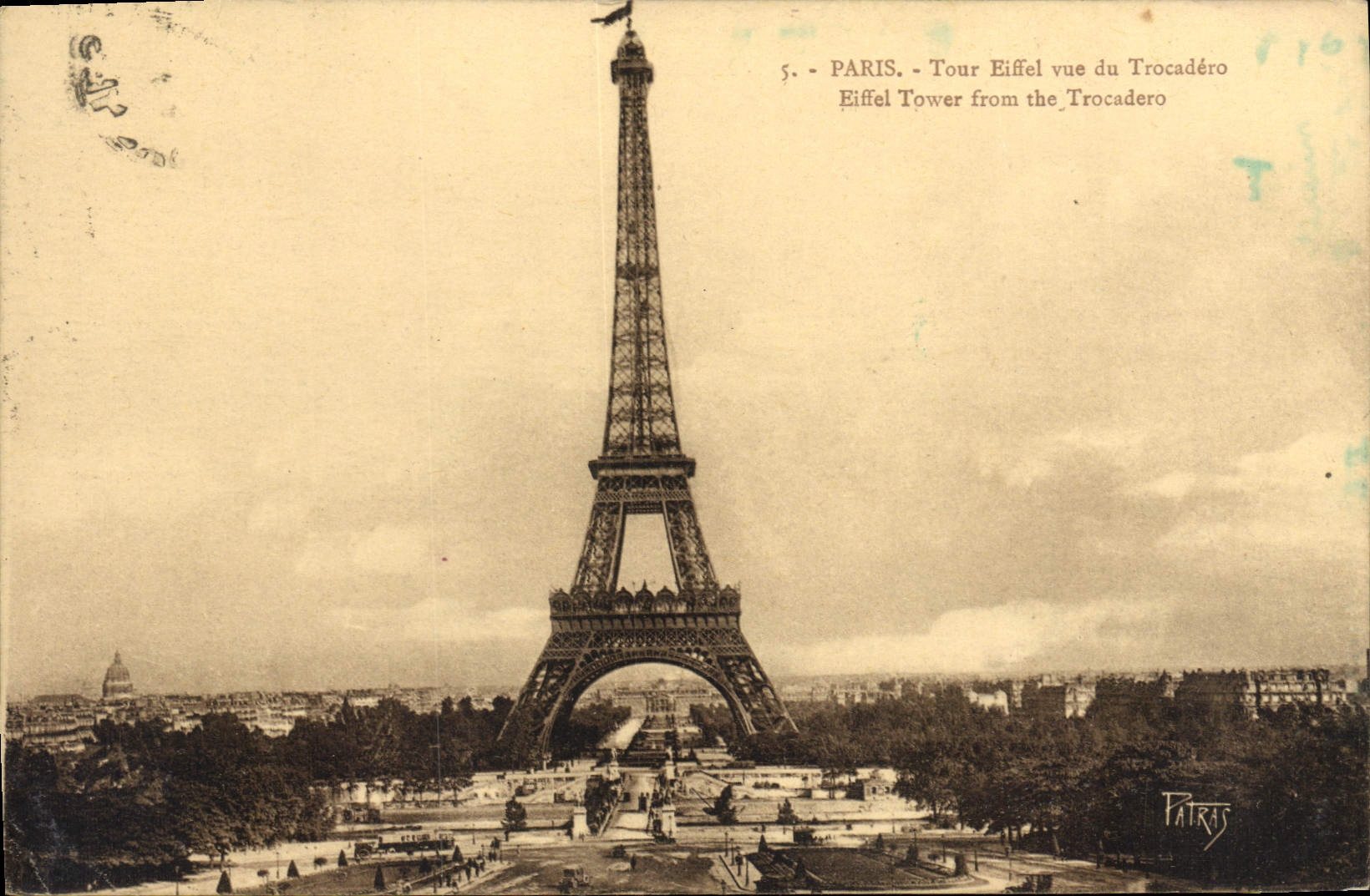 CPA Paris Tour Eiffel vur du Tracodero 