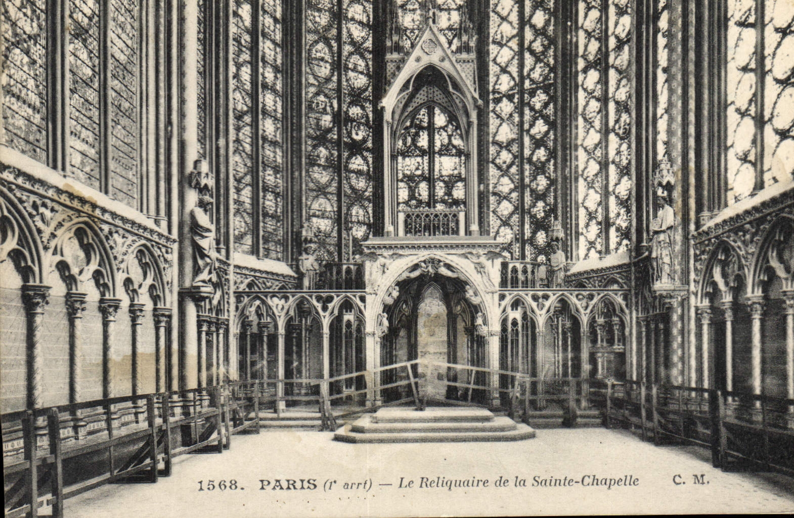 CPA Paris 1 arrt Le Reliquaire de la Sainte Chapelle 
