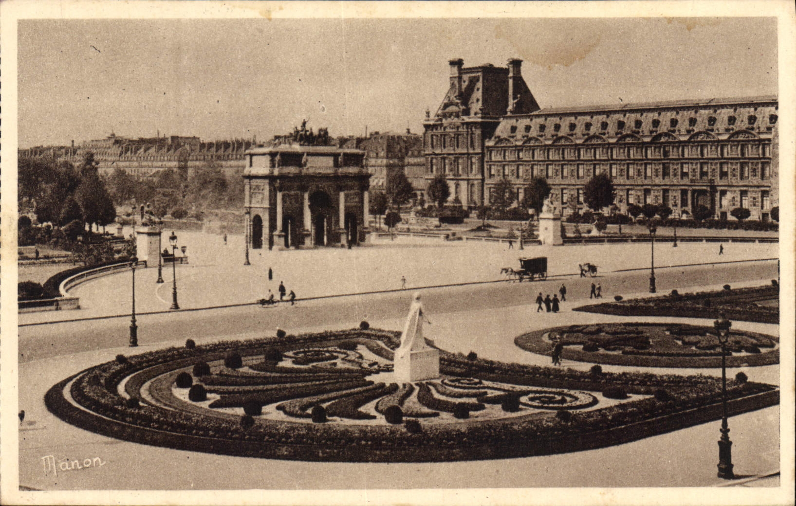 CPA Paris Place du Carrousel 