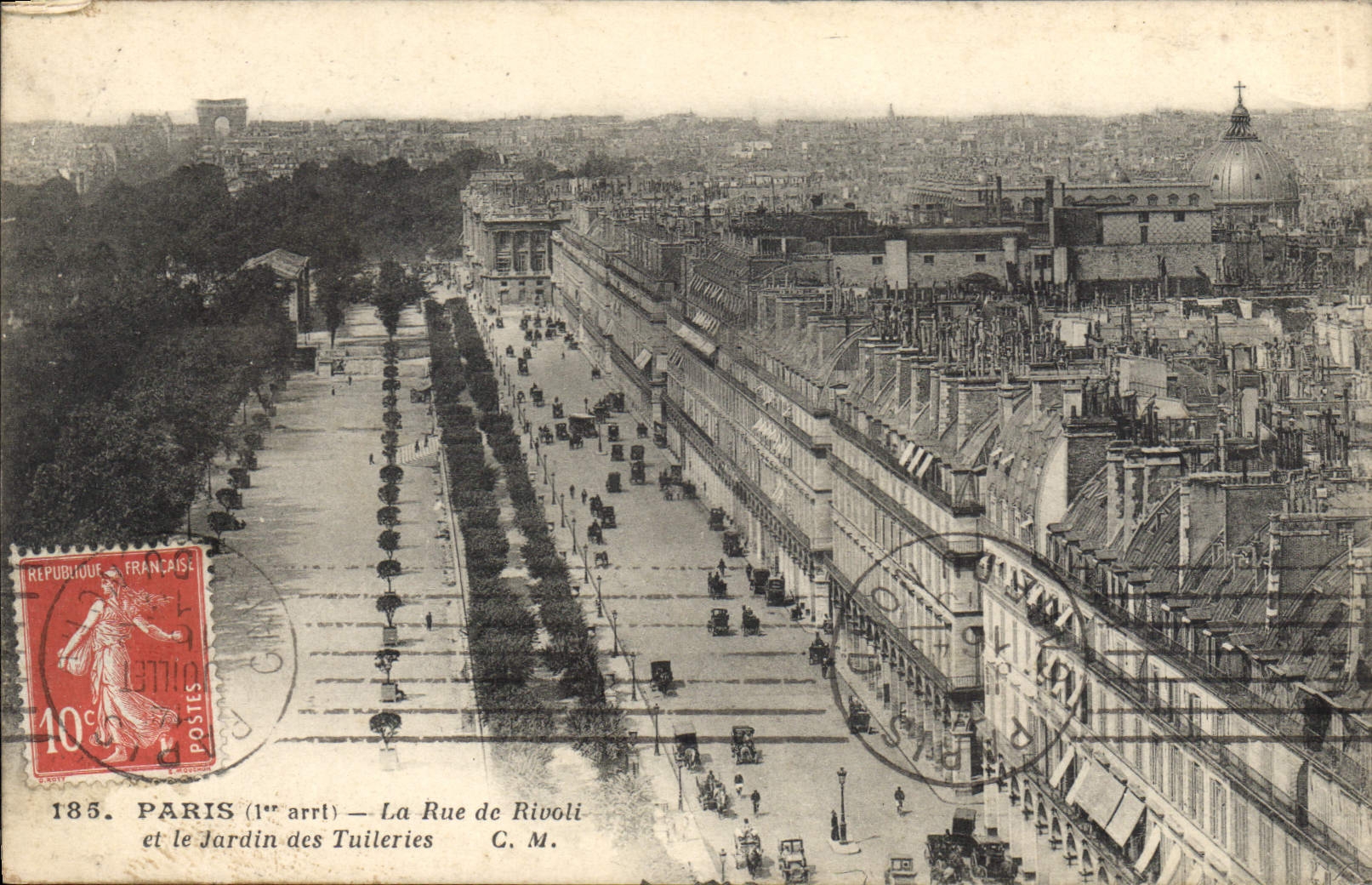 CPA Paris La Rue de Rivoli et le Jardin des Tuileries 