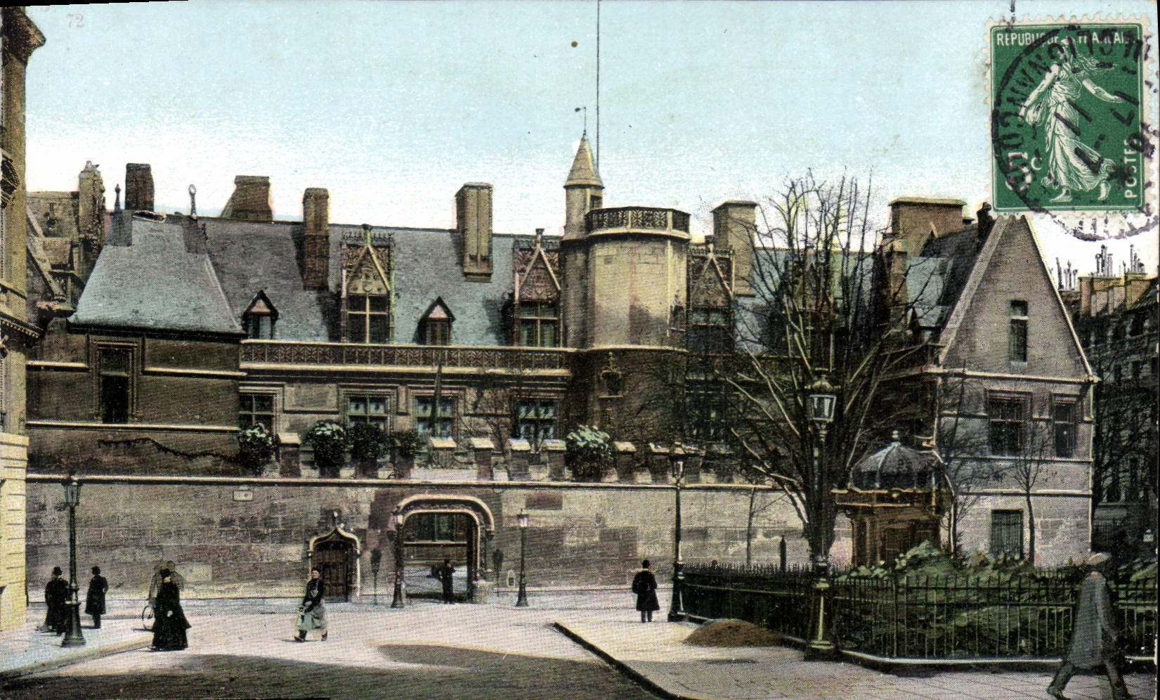 CPA Paris Le musee de Cluny
