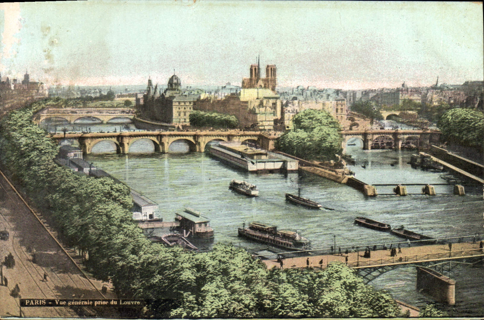 CPA Paris Vue generale prise du Louvre 