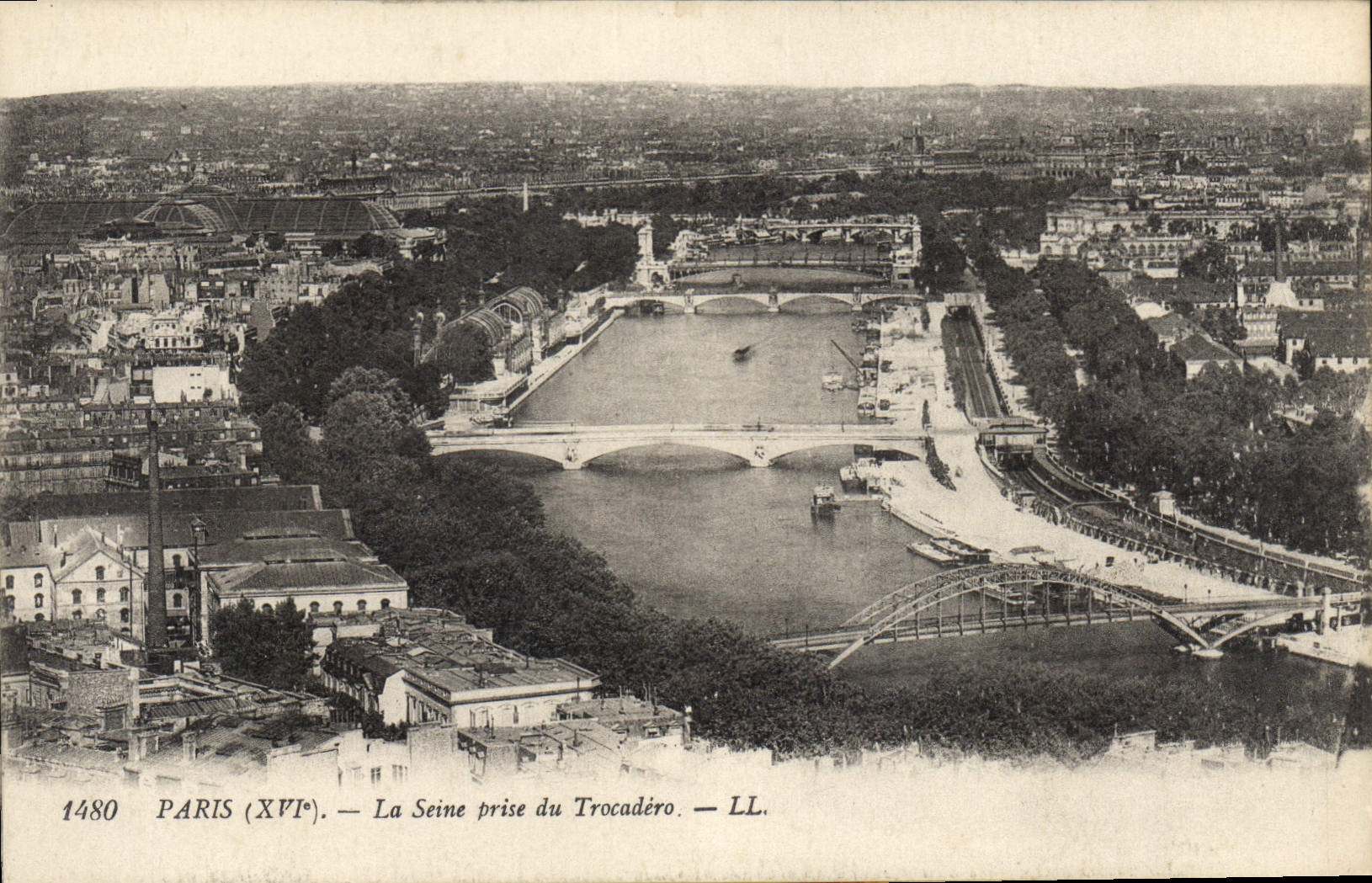 CPA Paris La Seine prise du Trocadero 