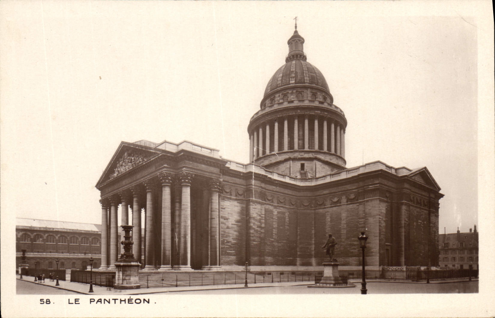 CPA Paris Le Pantheon 