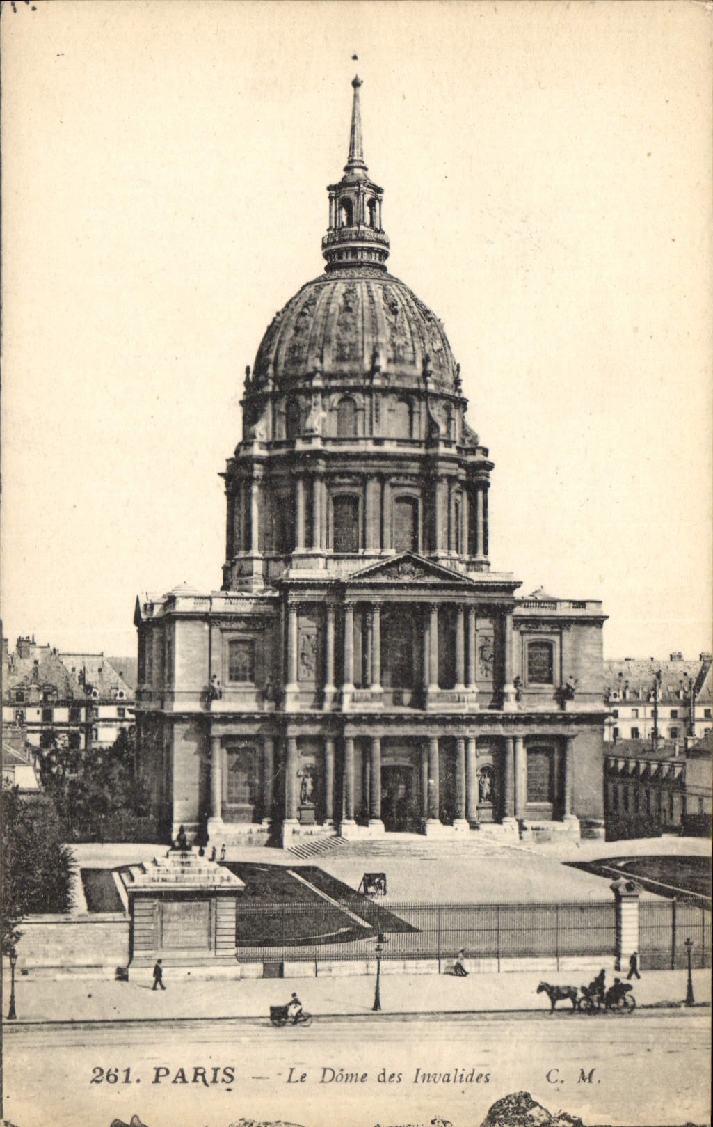 CPA Paris Le Dome des Invalides 