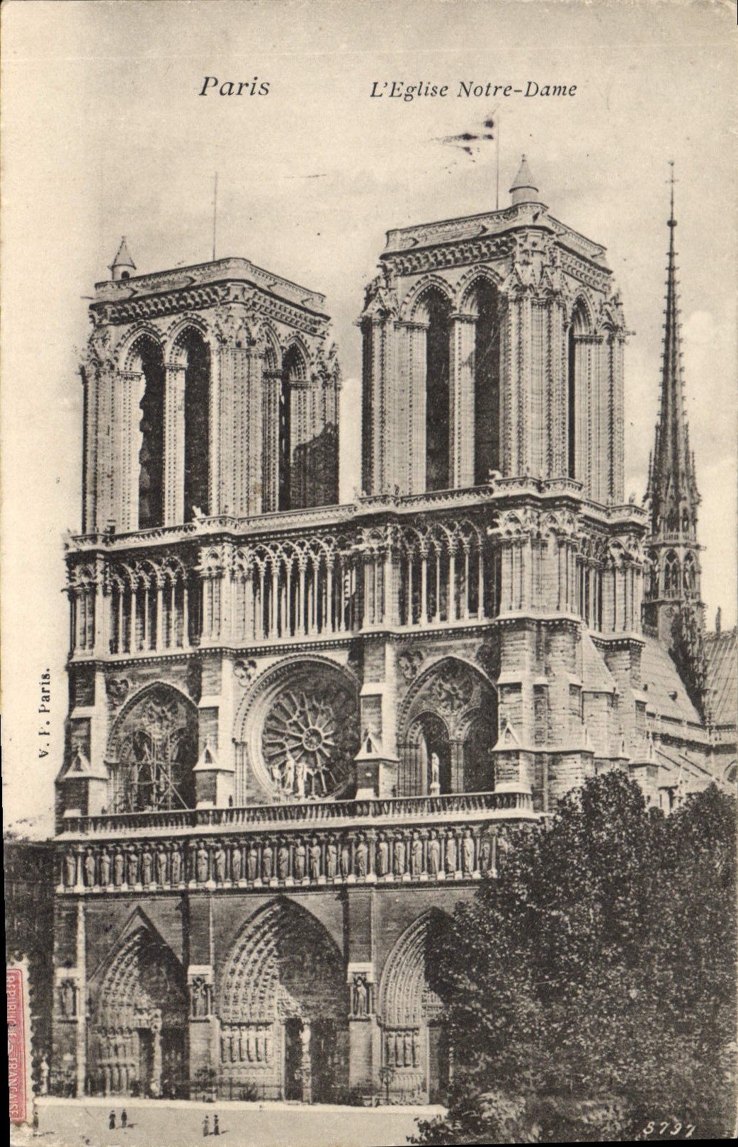 CPA Paris l'Eglise Notre Dame