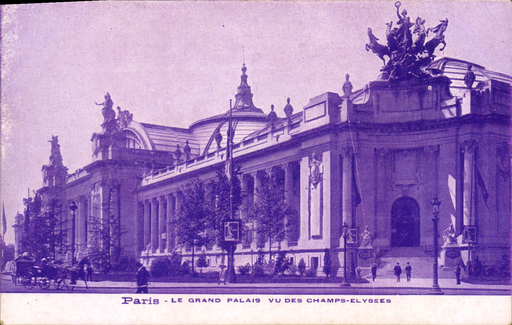 CPA Paris Le Grand Palais vu des Champs Elysees