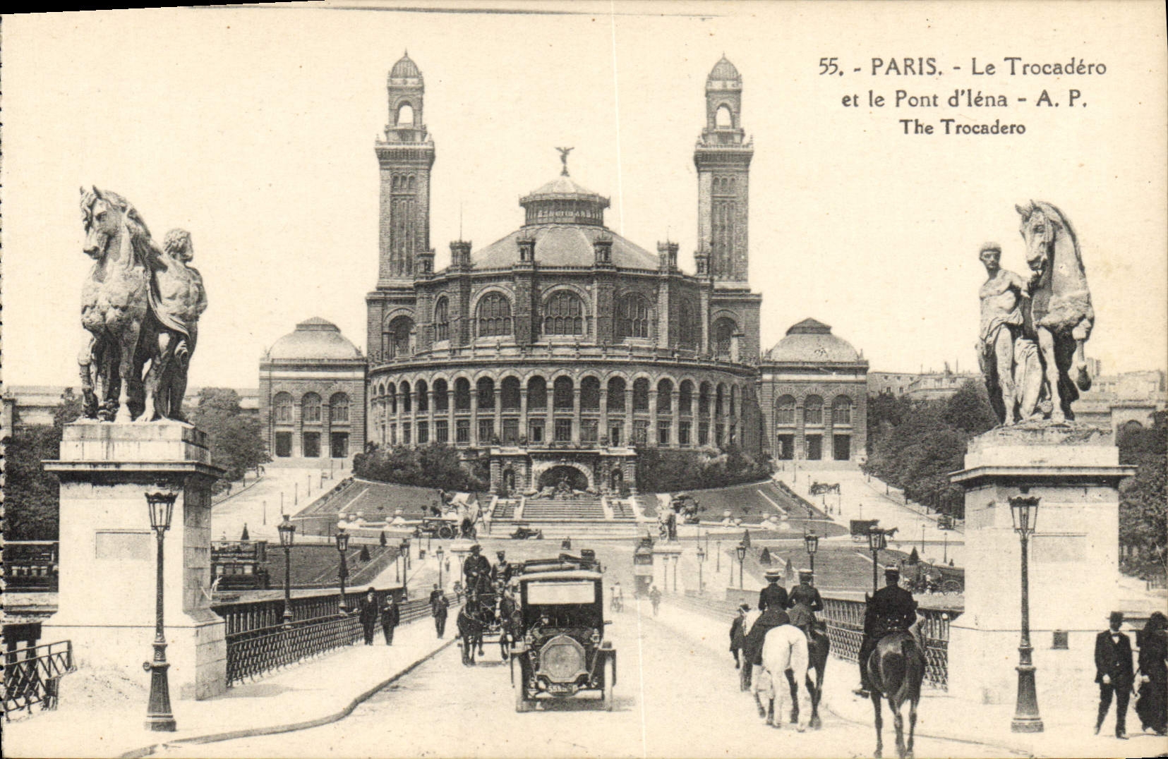 CPA Paris Le Trocadero et le Pont d'lena 