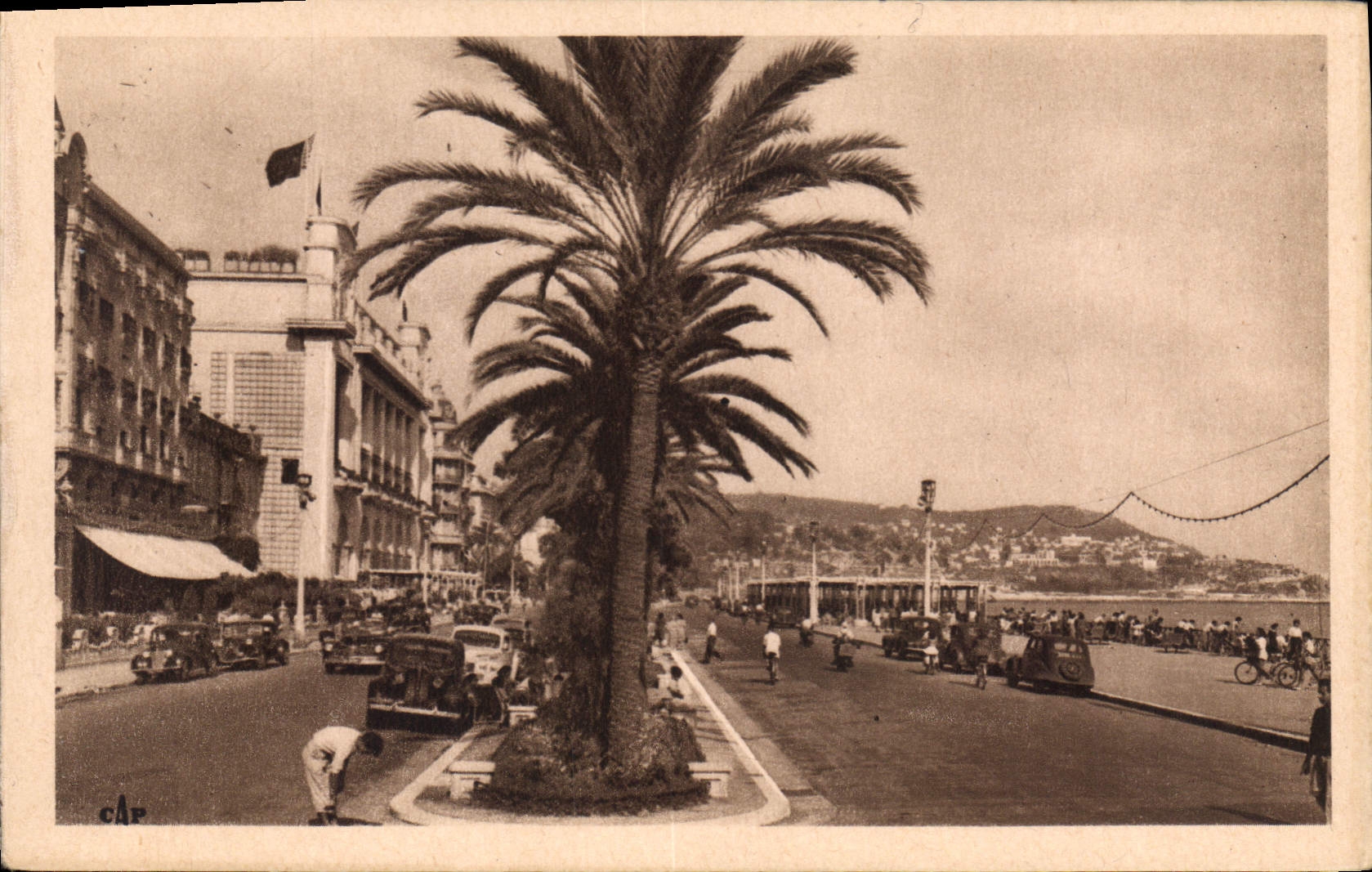 CPA Nice Palais de la Mediterranee et Promenade des Anglais 