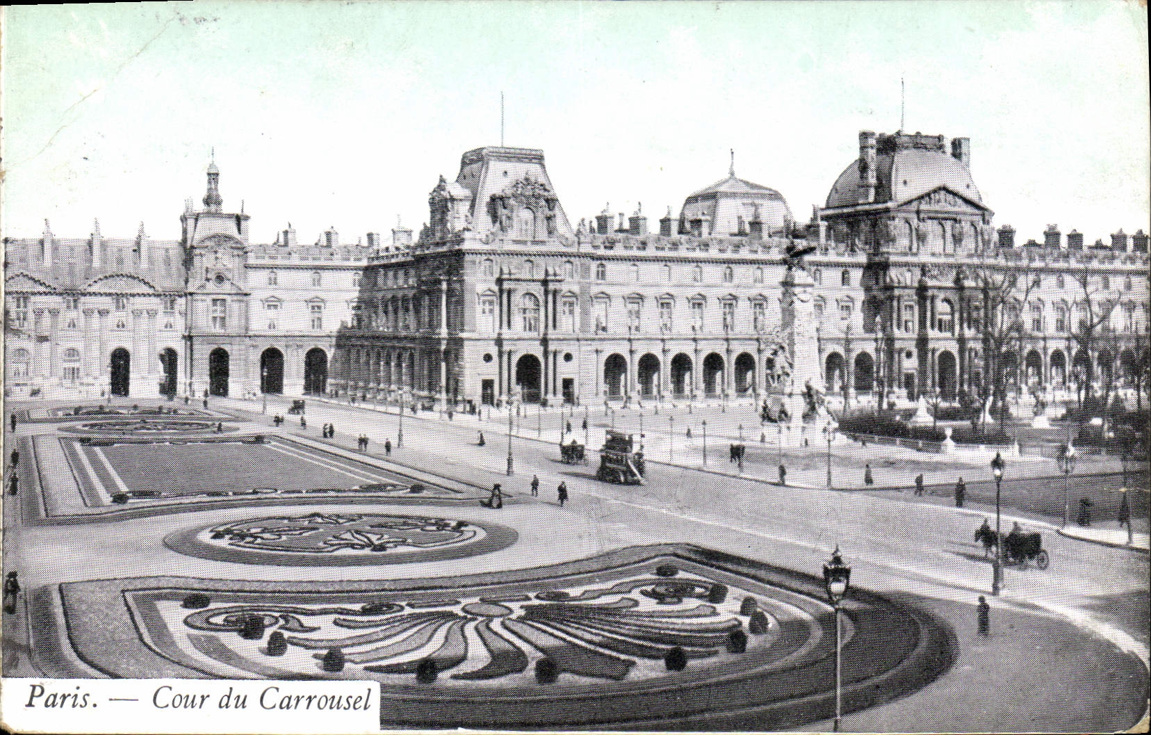 CPA Nice Cour de Carrousel 