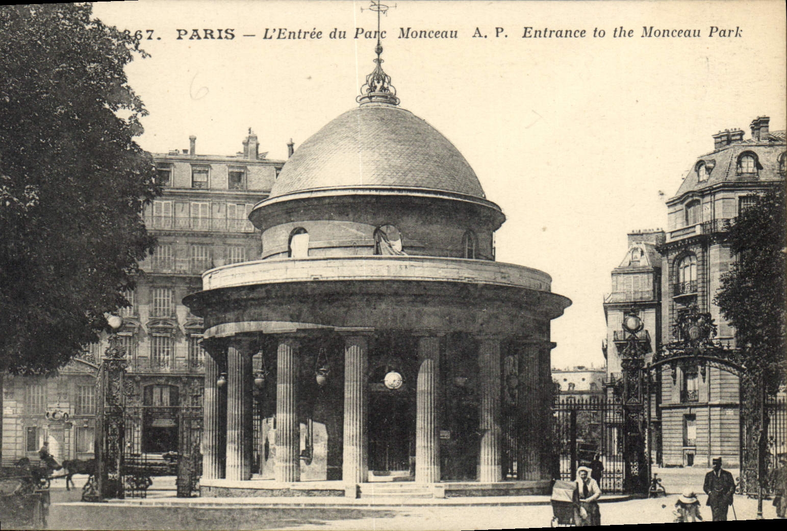 CPA Paris l'Entree du Parc Monceau 