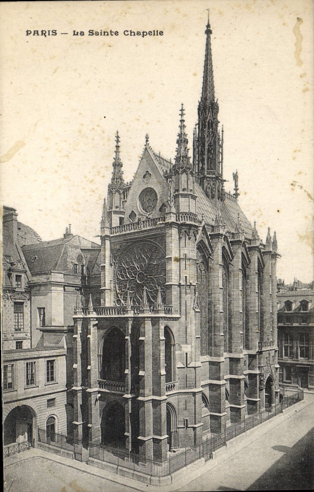 CPA Paris le Sainte Chapelle 