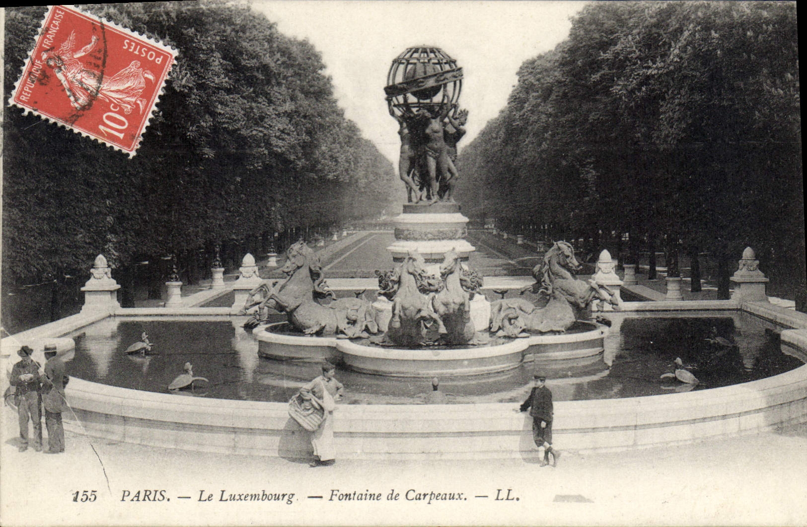 CPA Paris le Luxembourg Fontaine de Carpeaux