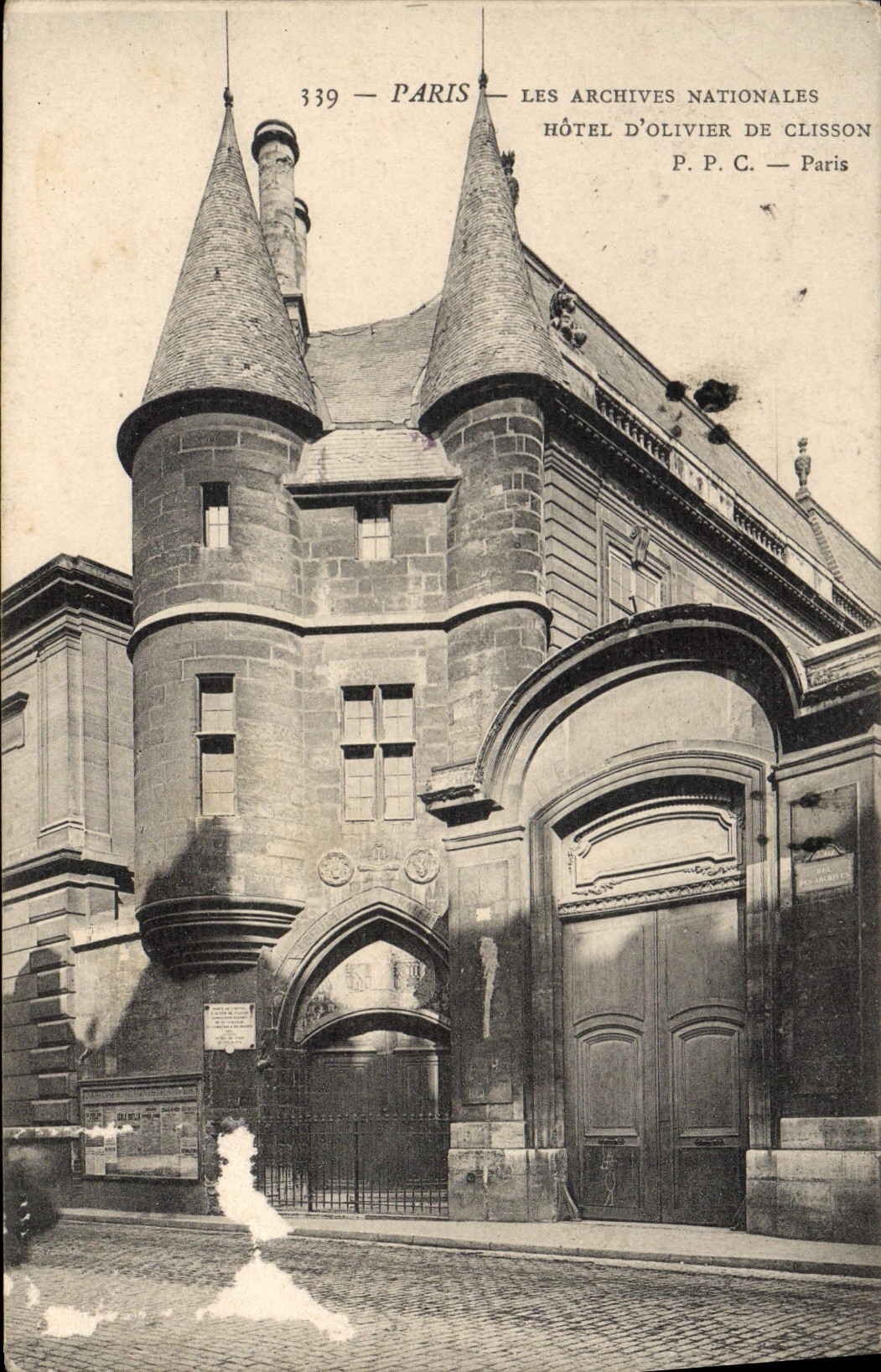 CPA Paris les Archives nationales hotel d'Olivier de Clisson 