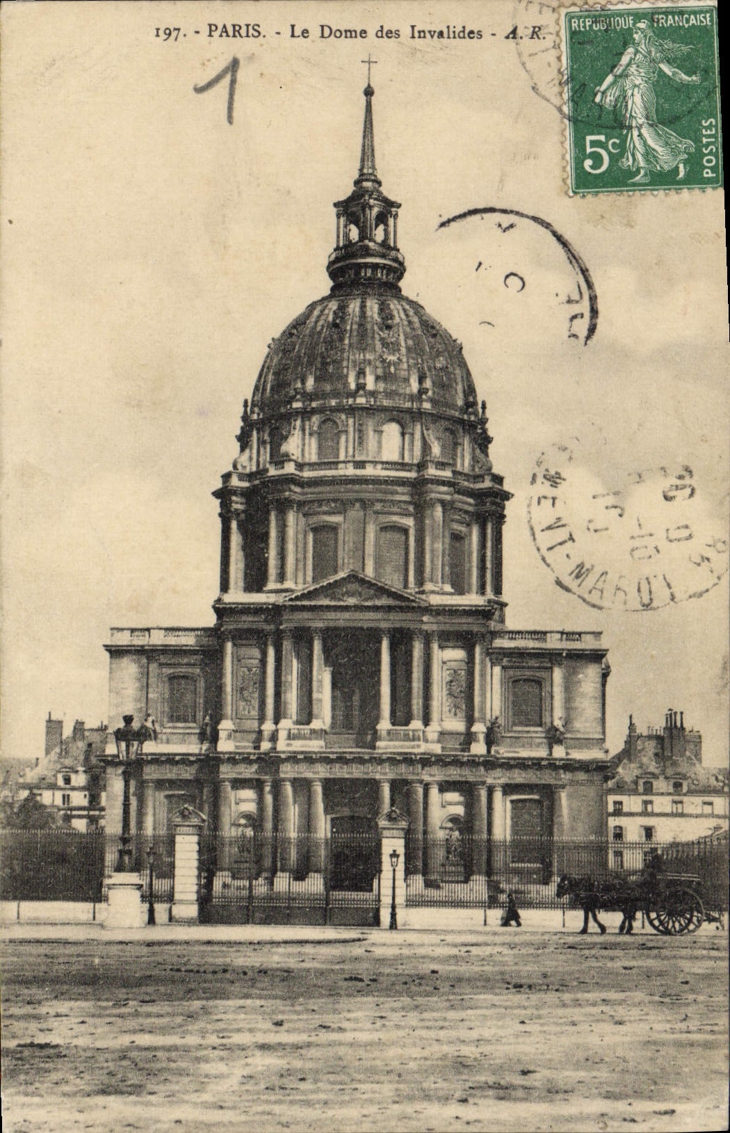 CPA Paris le Dome des Invalides