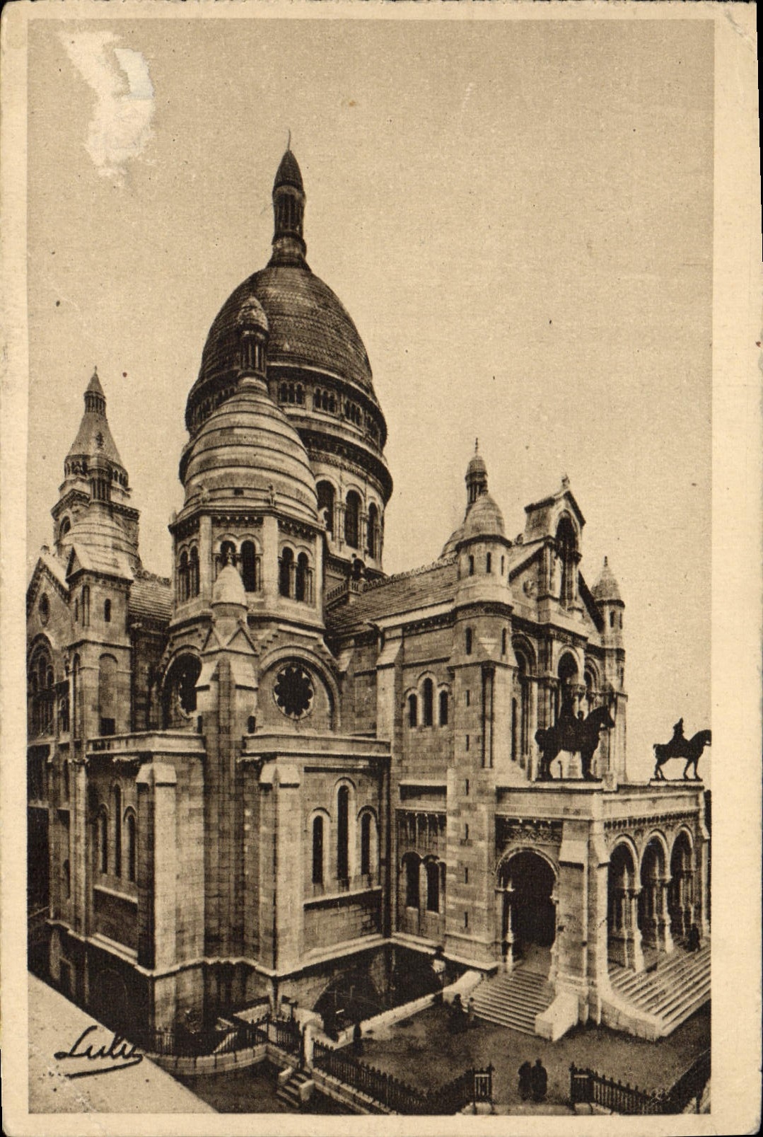 CPA Paris Montmartre Basilique du Sacre Coeur 