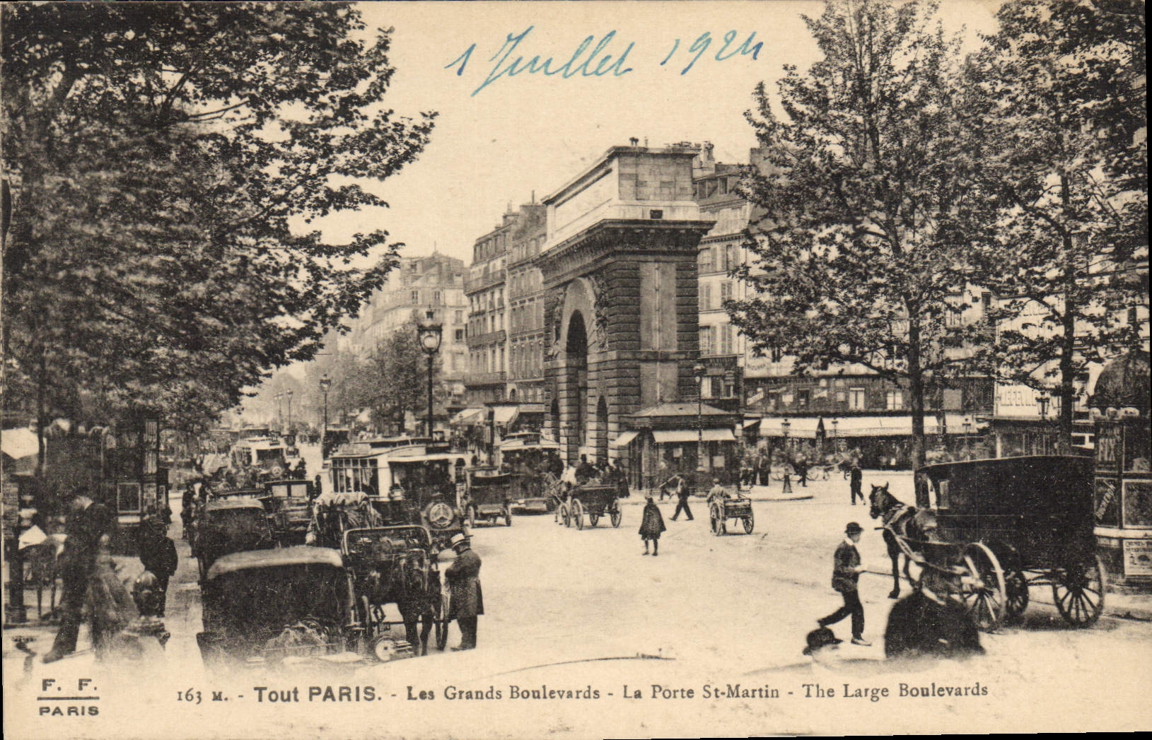 CPA Tout Paris les Grands Boulevards la Porte St Martin 