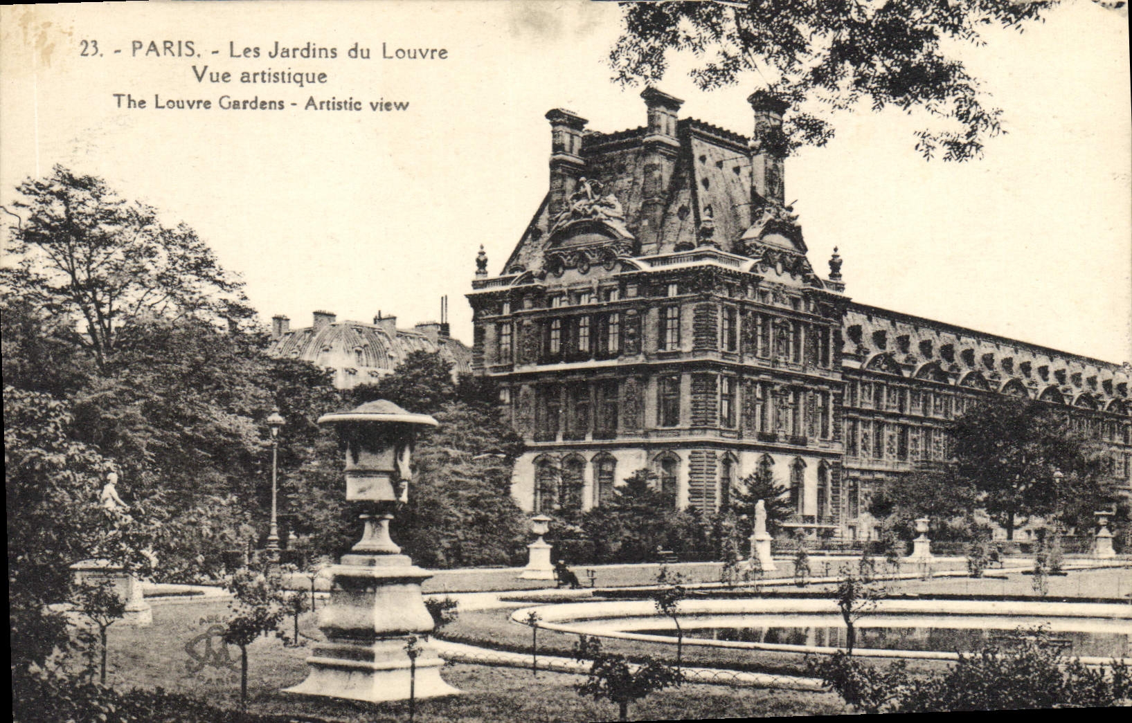 CPA Paris les jardins du Louvre vue artistique