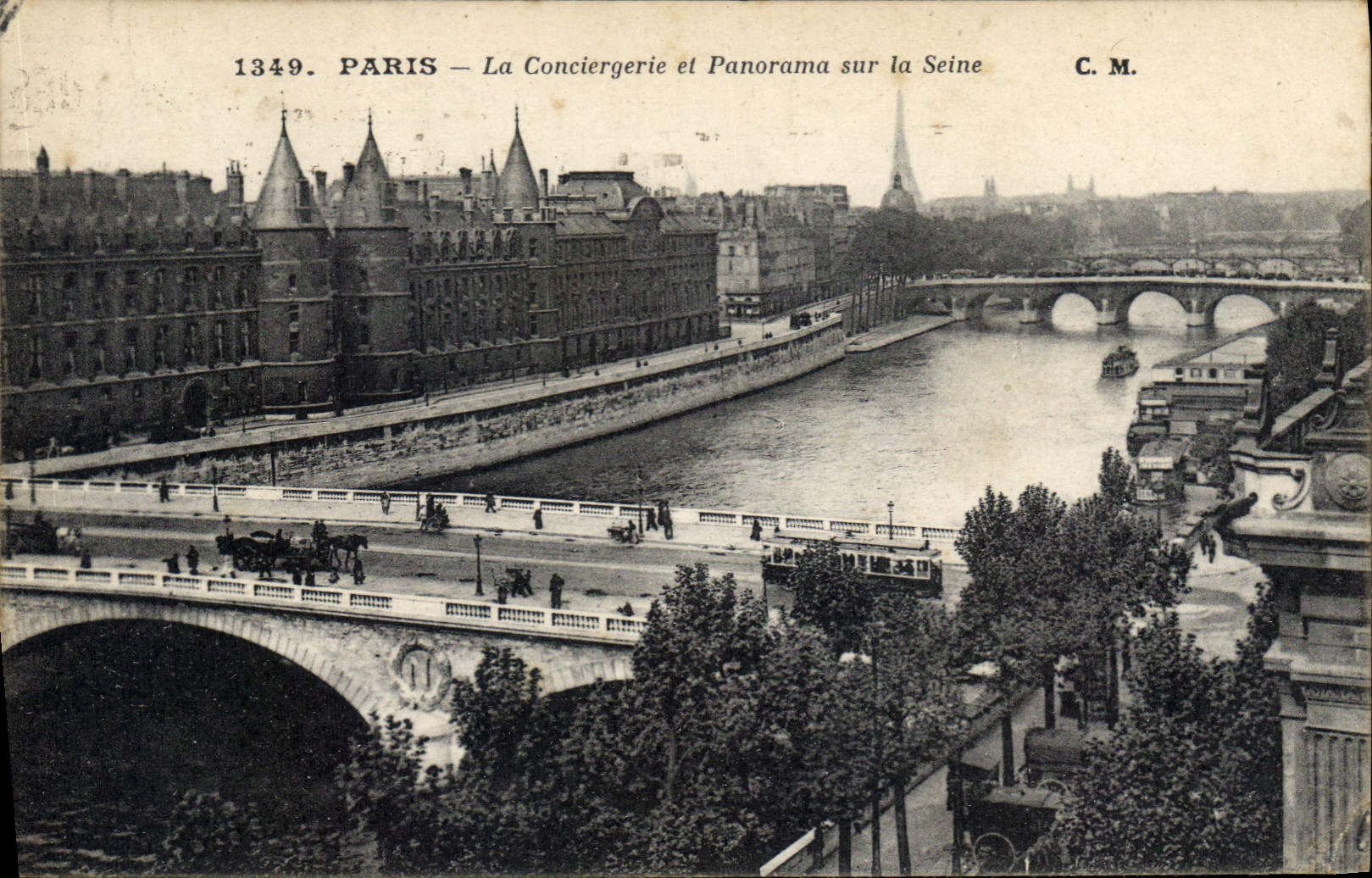CPA Paris la Conciergerie et Panorama sur la Seine Tour Eiffel