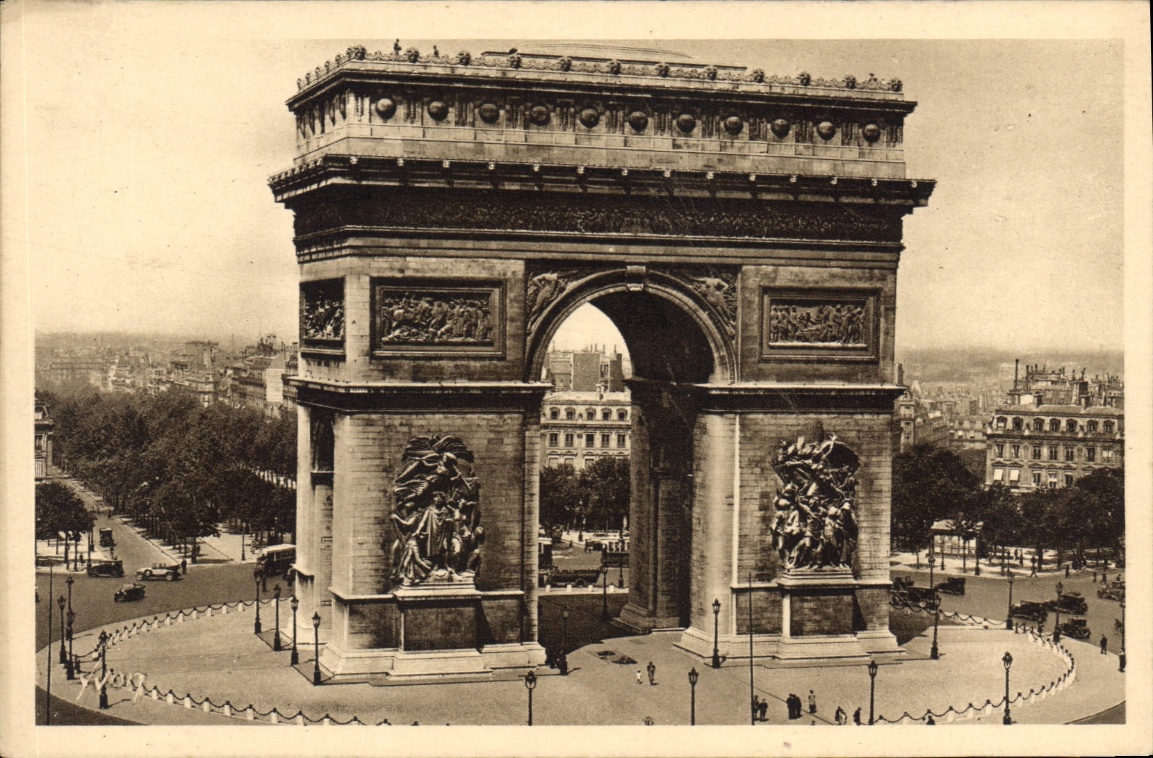 CPA Paris en flanant Arc de Triomphe 