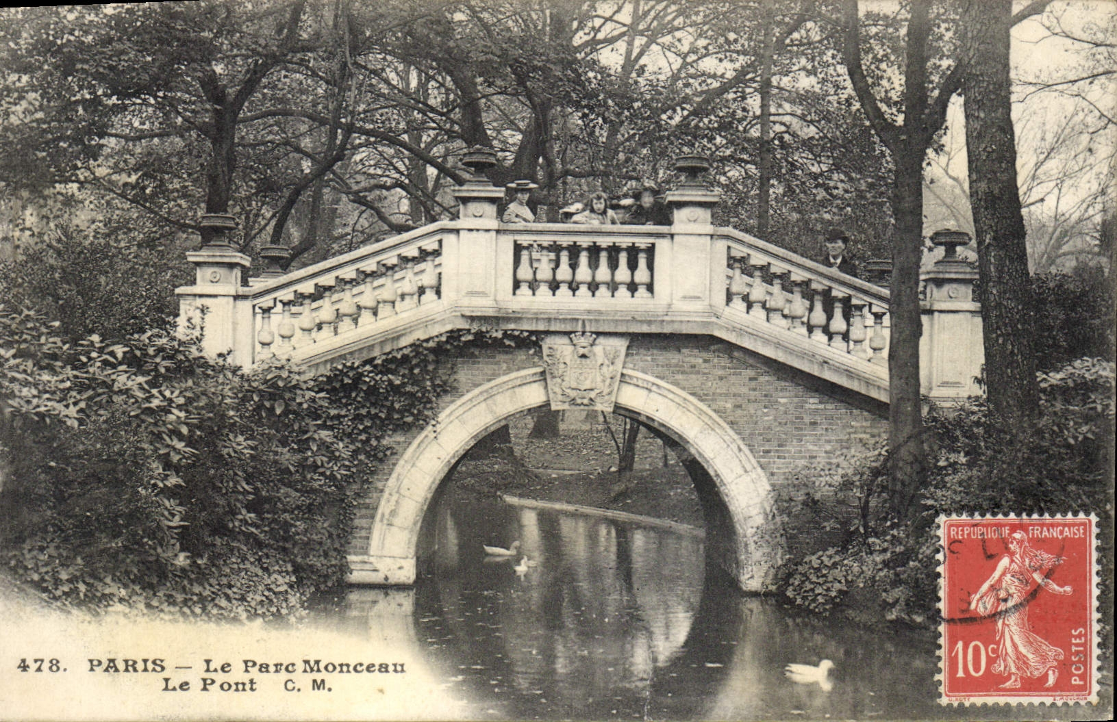 CPA Paris Le Parc Monceau Le Pont