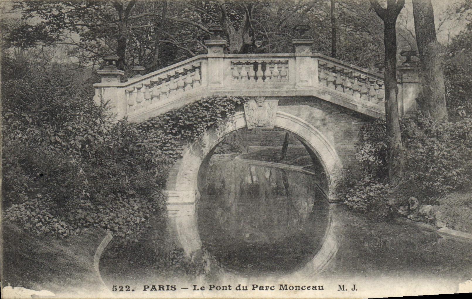 CPA Paris Le Pont du Parc Monceau 