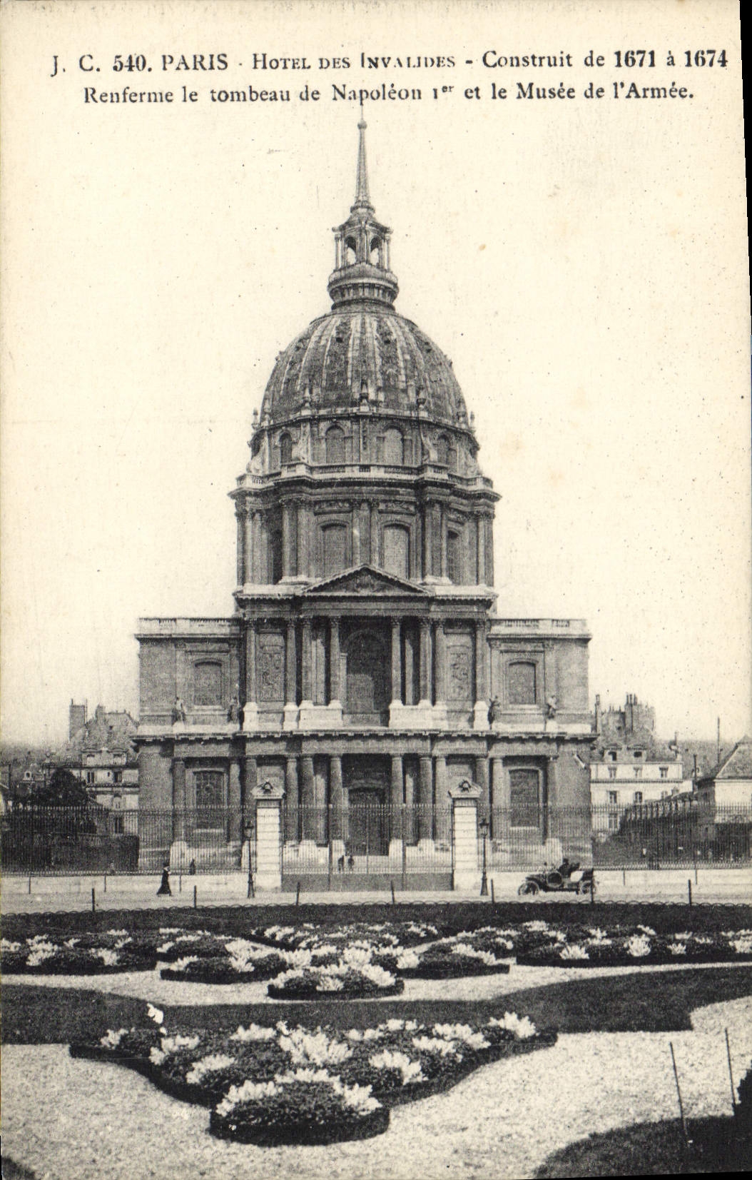 CPA Paris Hotel des Invalides Renferme le Tombeau de Napoleon I et le Musee de l'Armee