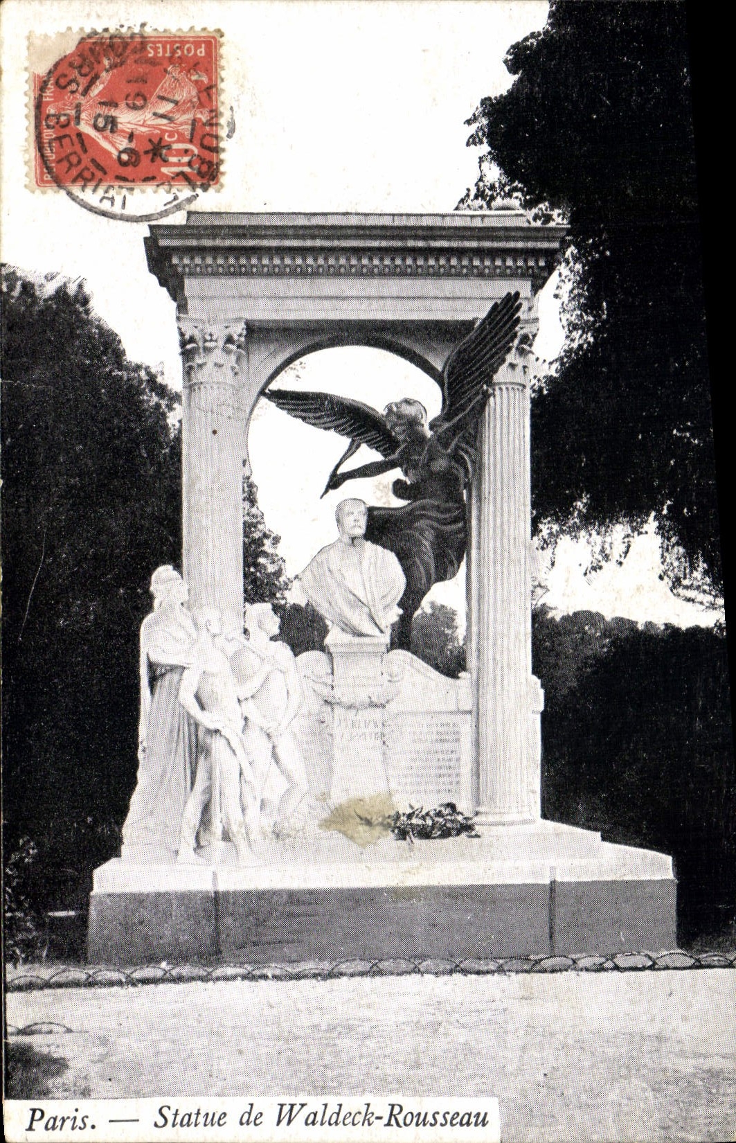 CPA Paris Statue de Waldeck Rousseau 