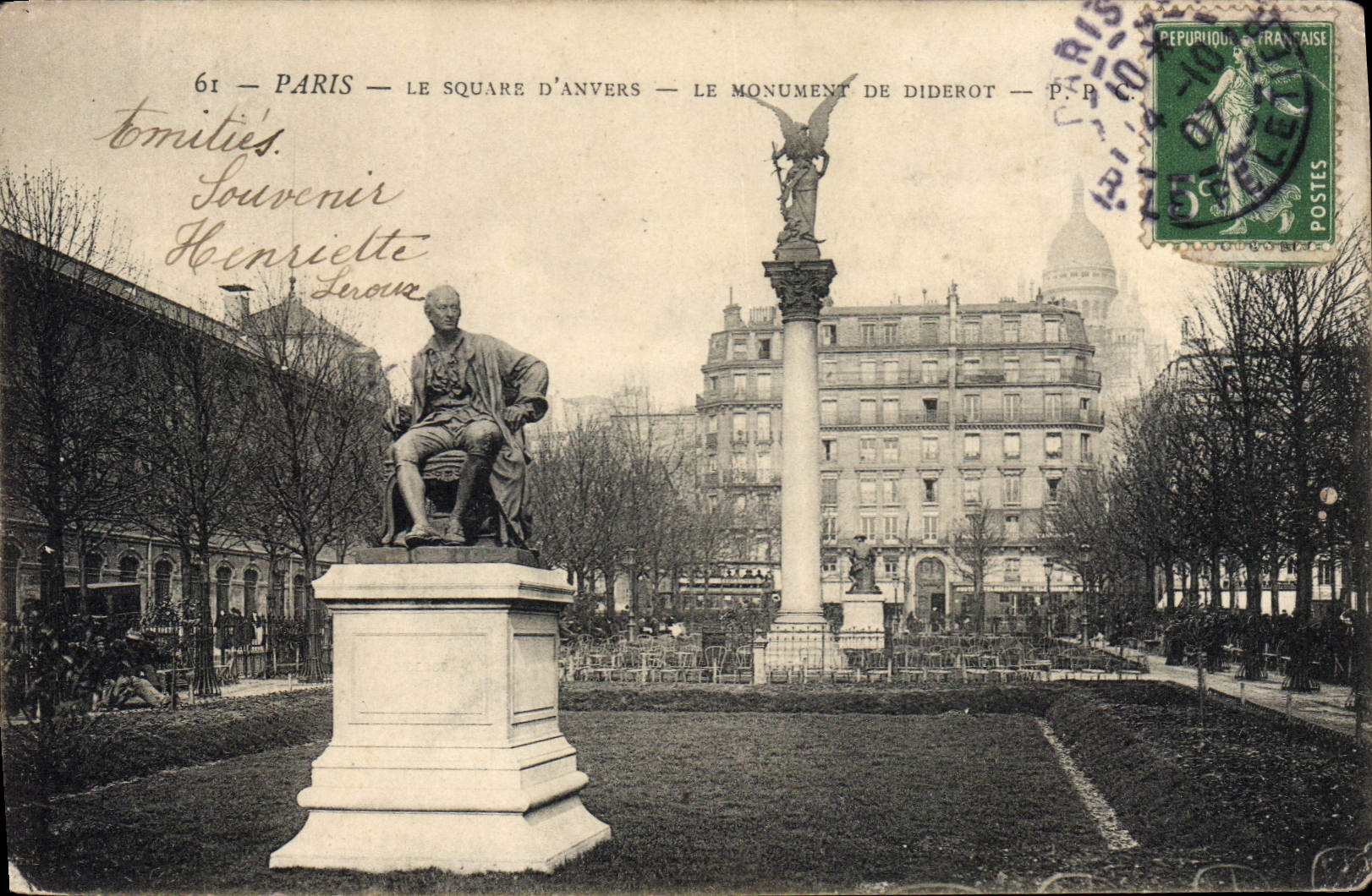 CPA Paris le Square d'Anvers le Monument de Diderot