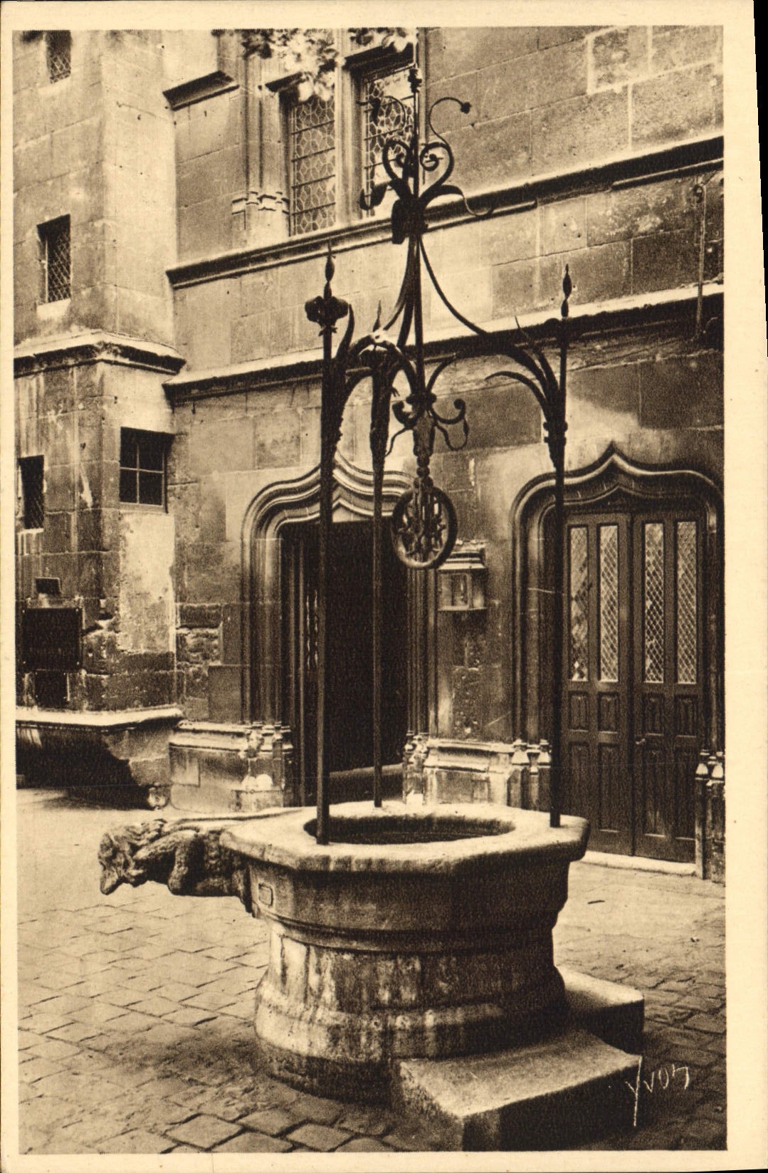 CPA Paris en flanant Musee de Cluny 