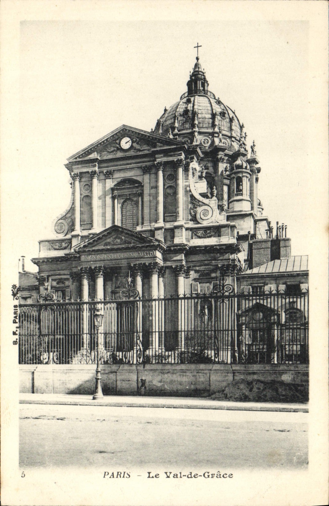 CPA Paris Le Val de Grace 