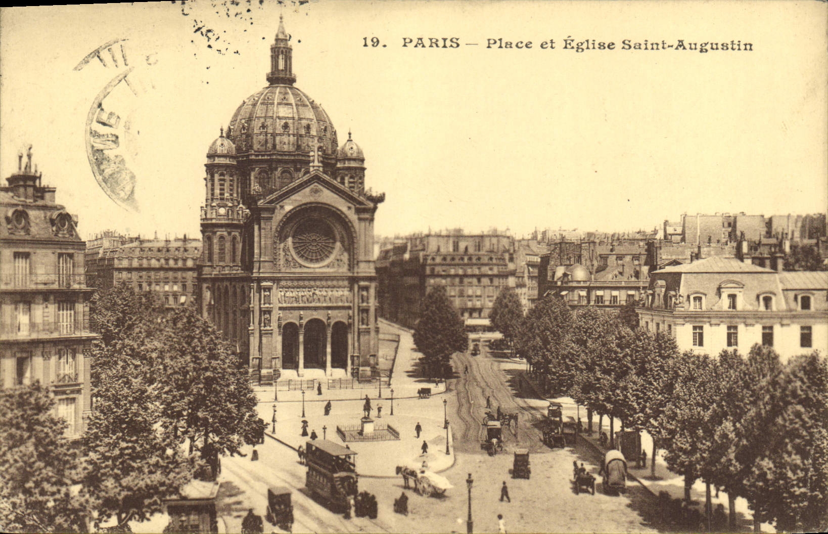 CPA Paris Place et Eglise Saint Augustin