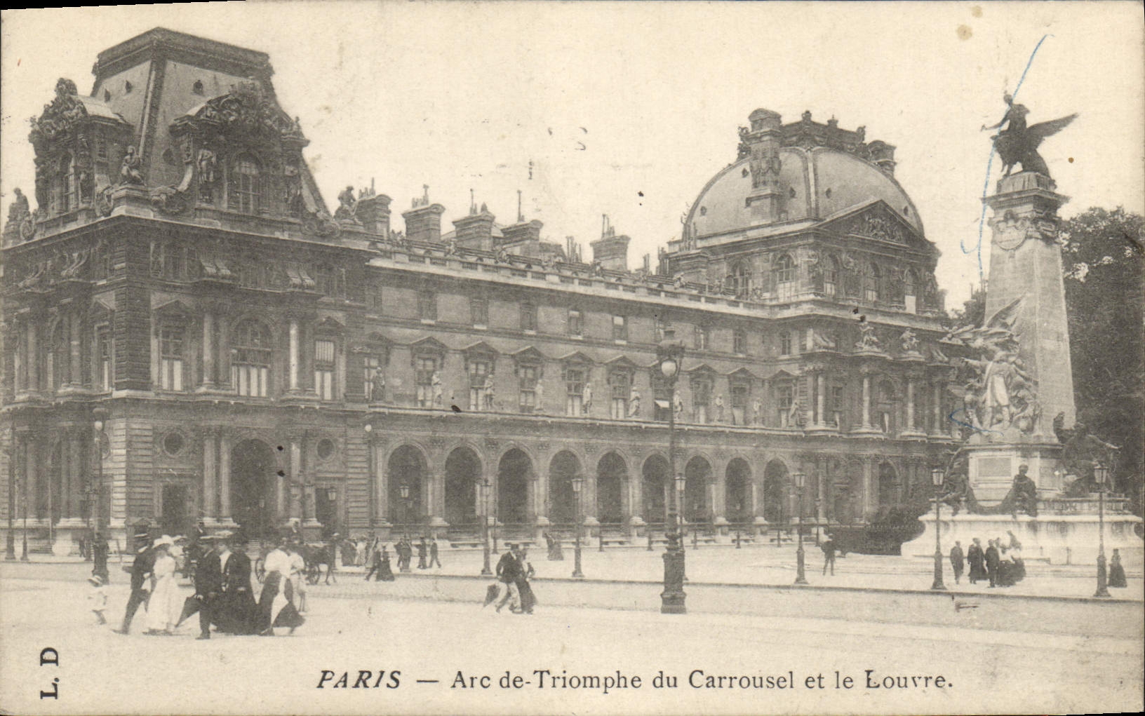 CPA Paris Arc de Triomphe du Carrousel et le Louvre