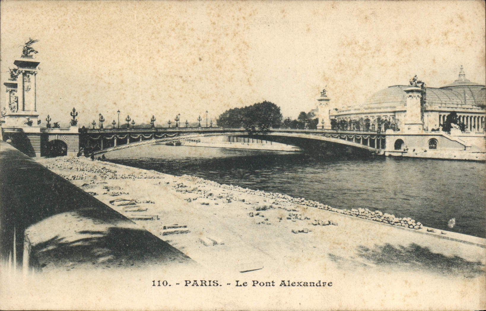 CPA Paris Le Pont Alexandre 