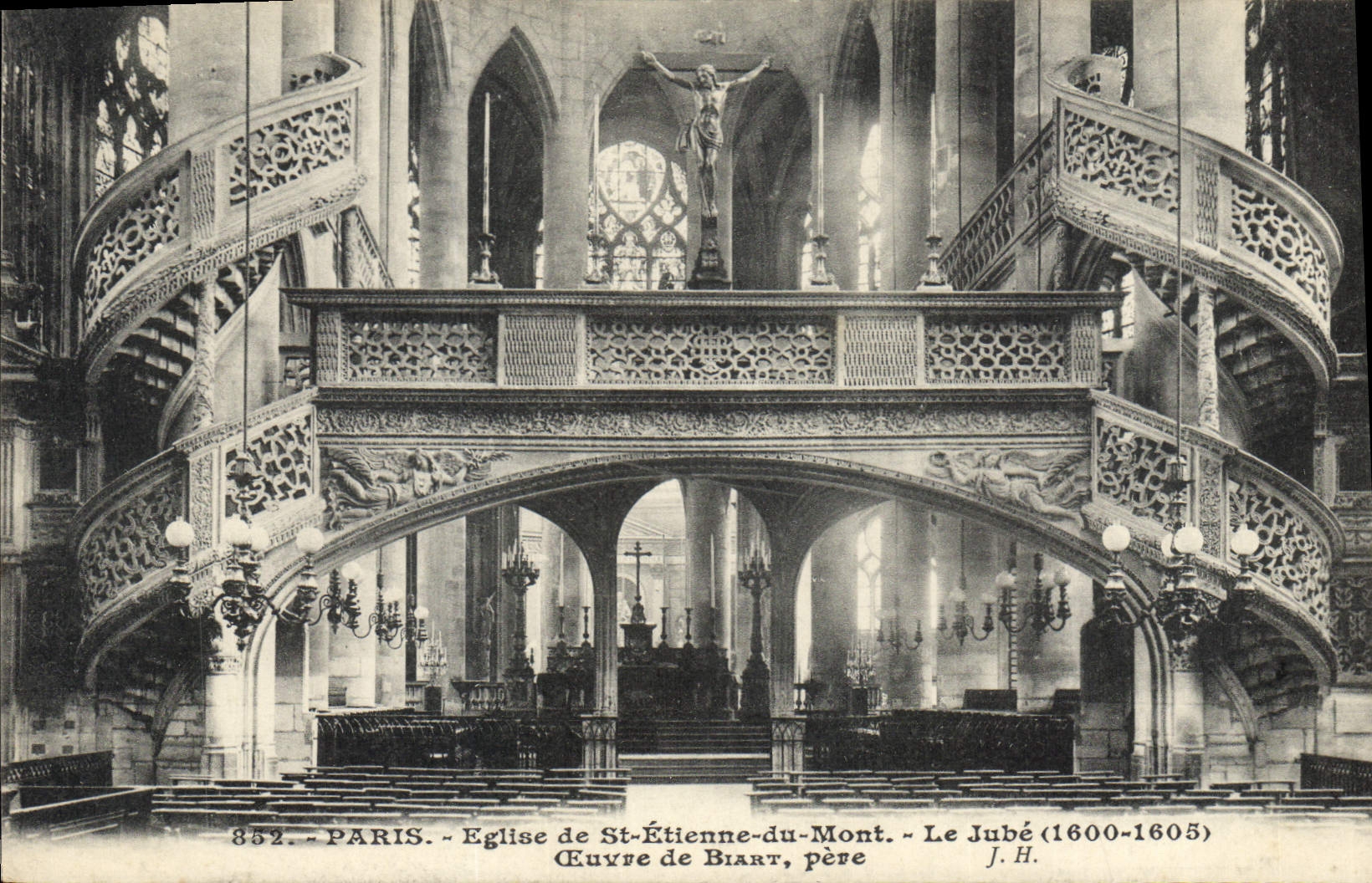 CPA Paris Eglise de St Etienne du Mont Le Jube 