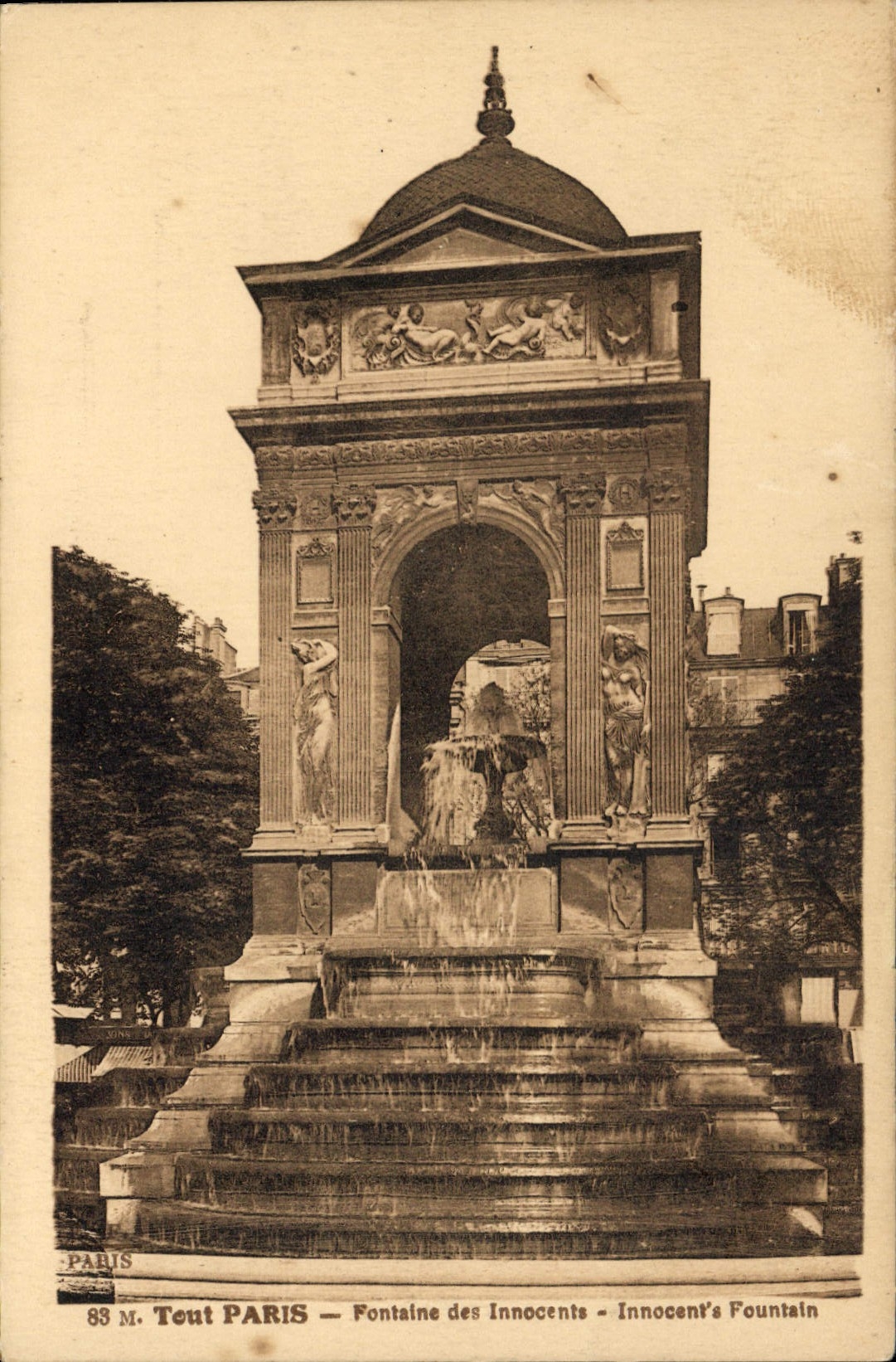 CPA Teut Paris Fontaine des Innocents 