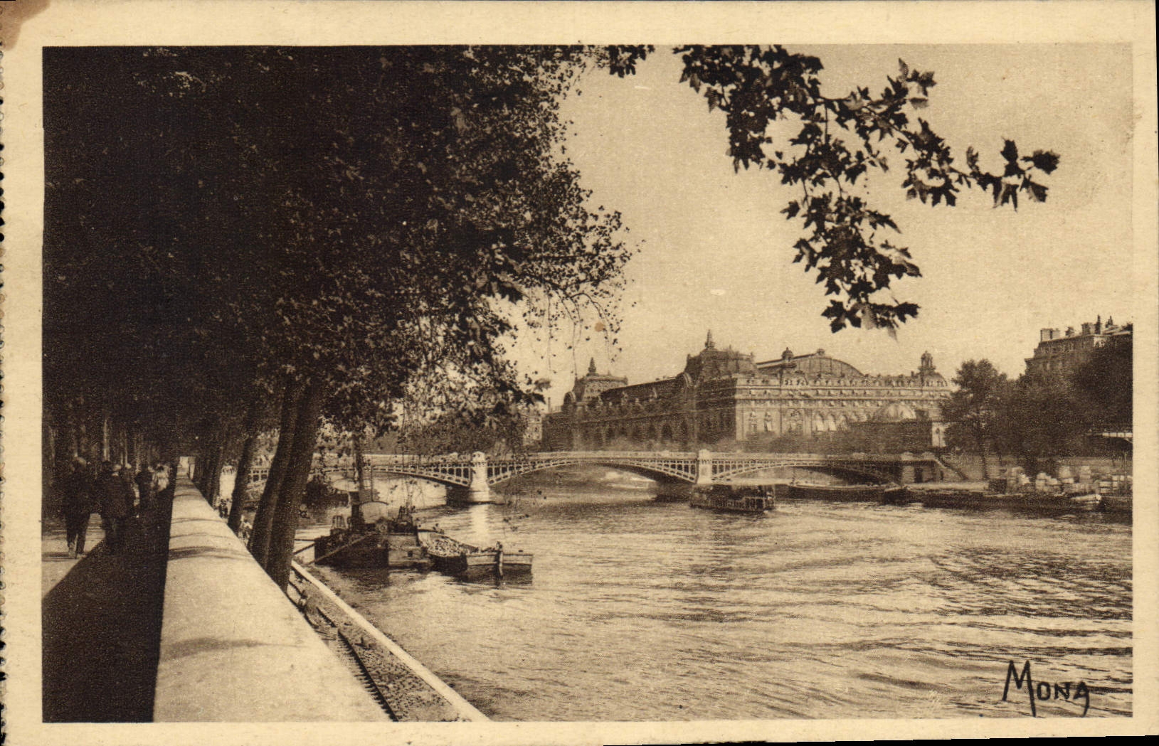 CPA Paris Perspective sur la Seine et la Gare d'Orsay