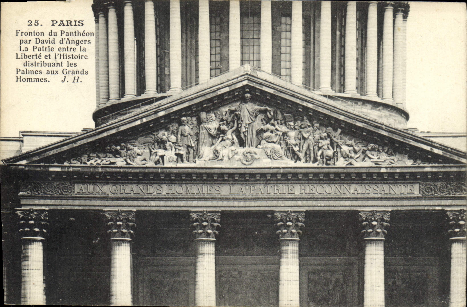 CPA Paris Fronton du Pantheon par David d'Angers la partie entree la Liberte et l'Histoire distribua